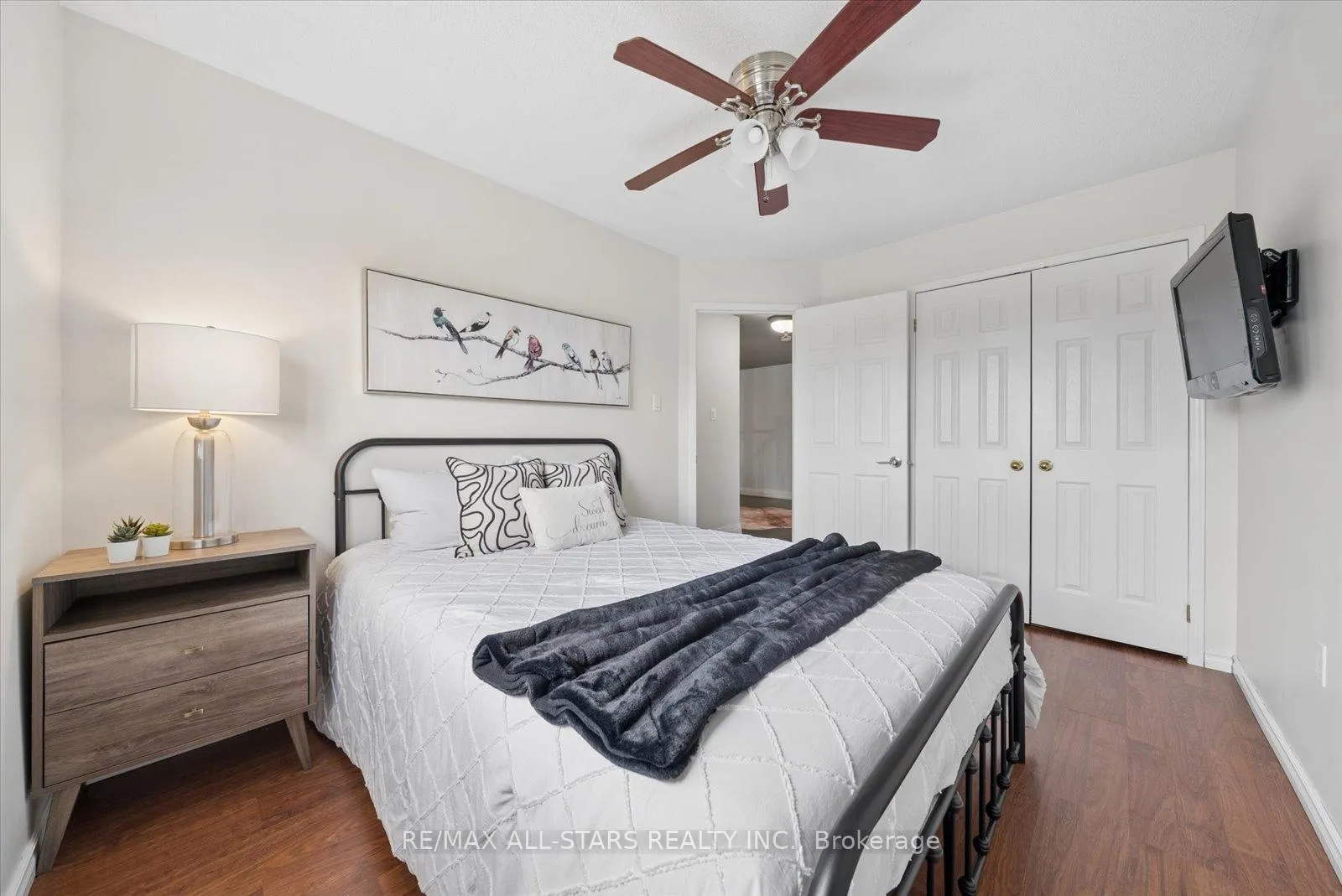 Photo 28 of 114 Kingsridge Road, Barrie, Bayshore — HOMEH