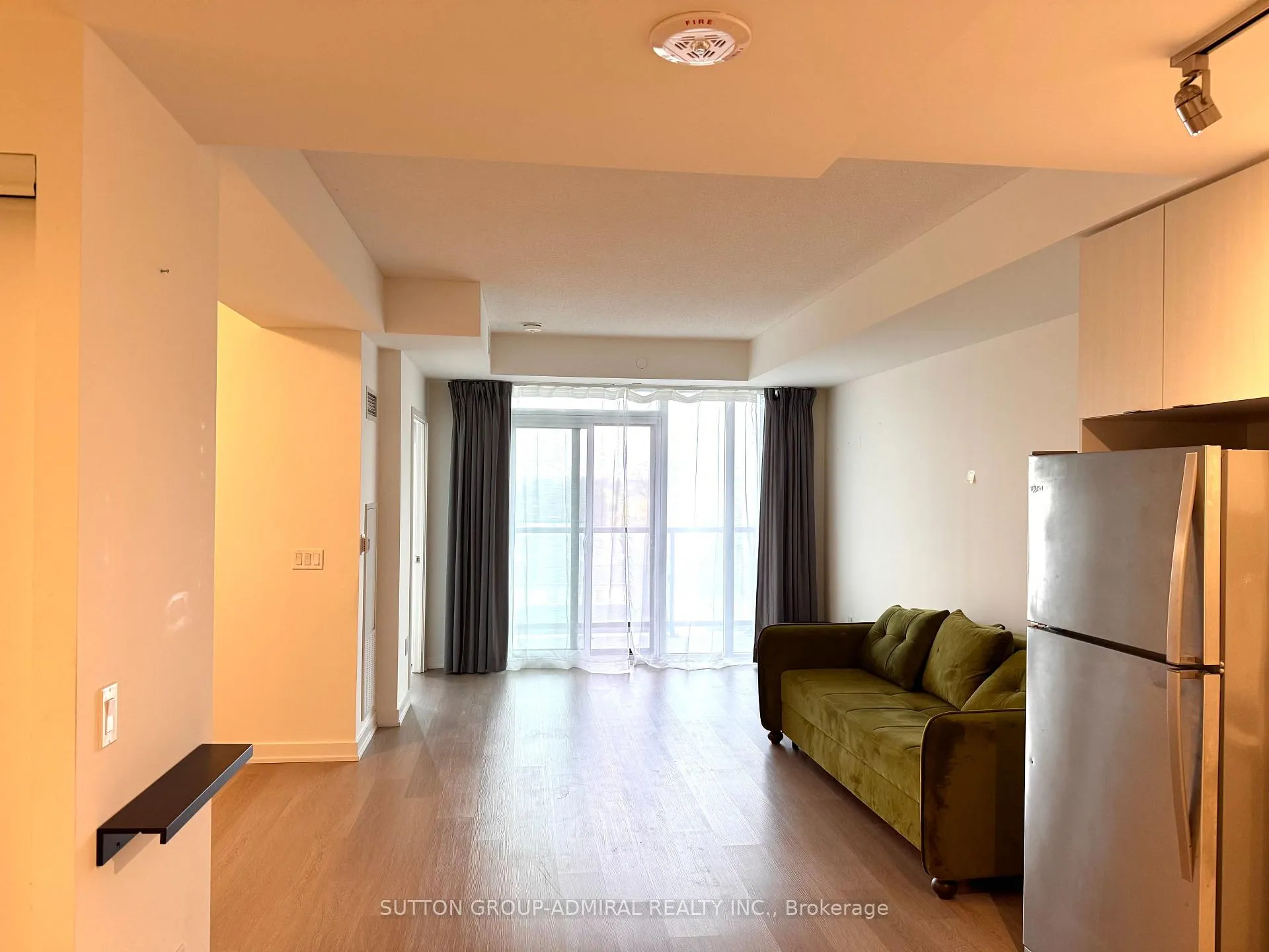 Photo 5 of Unit 520, 859 The Queensway, Etobicoke, Stonegate-Queensway — HOMEH