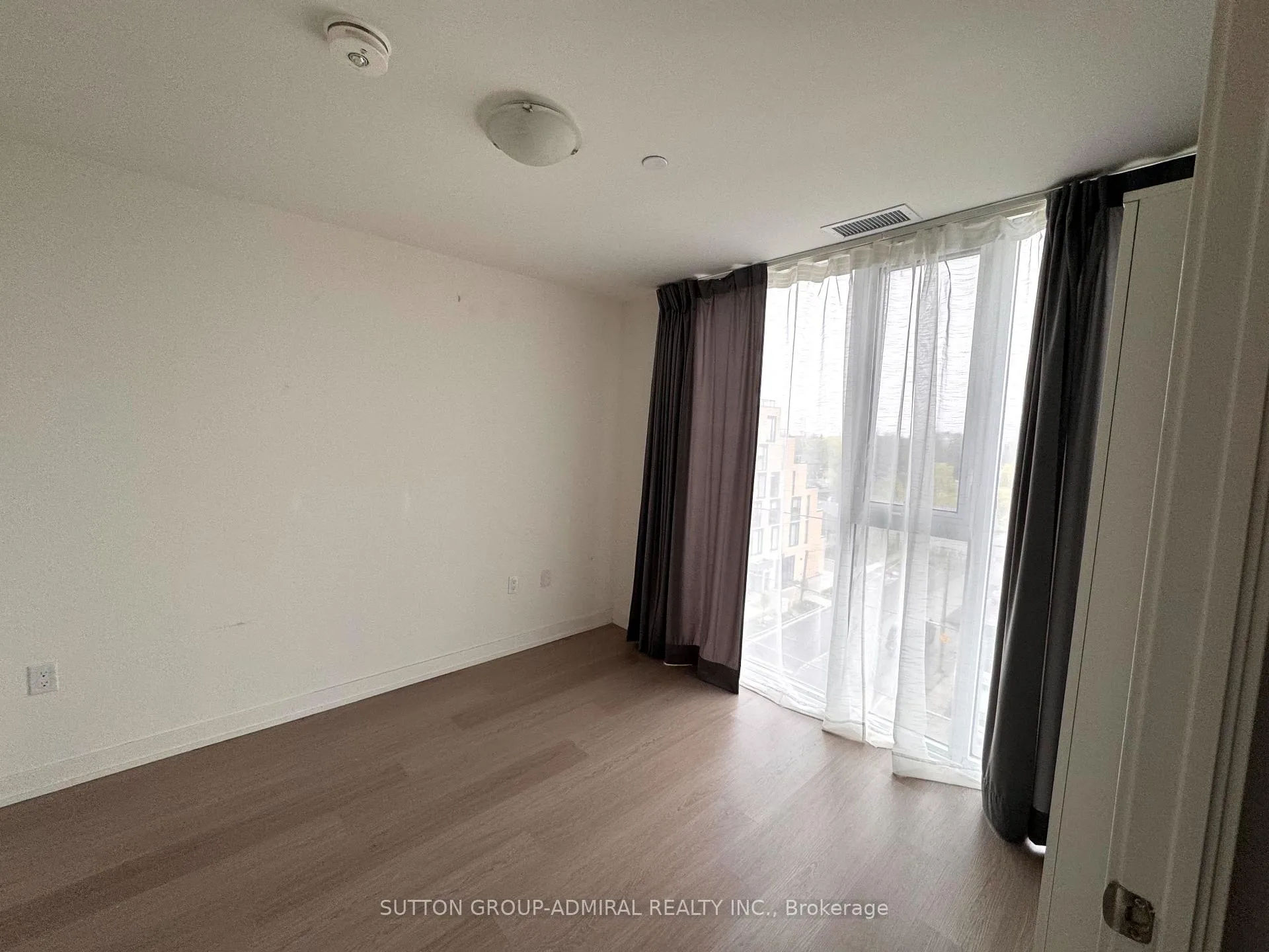 Photo 9 of Unit 520, 859 The Queensway, Etobicoke, Stonegate-Queensway — HOMEH