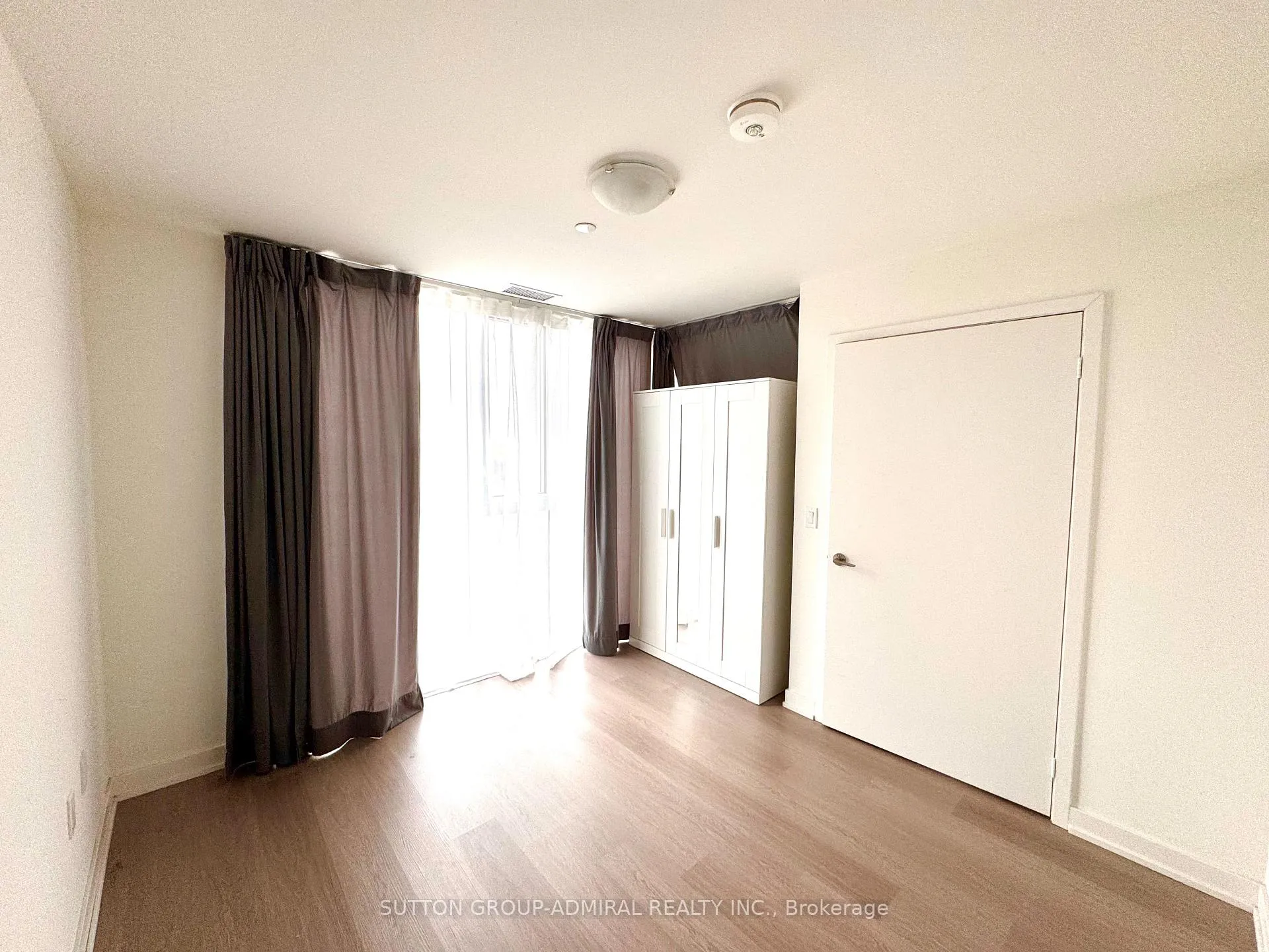 Photo 10 of Unit 520, 859 The Queensway, Etobicoke, Stonegate-Queensway — HOMEH