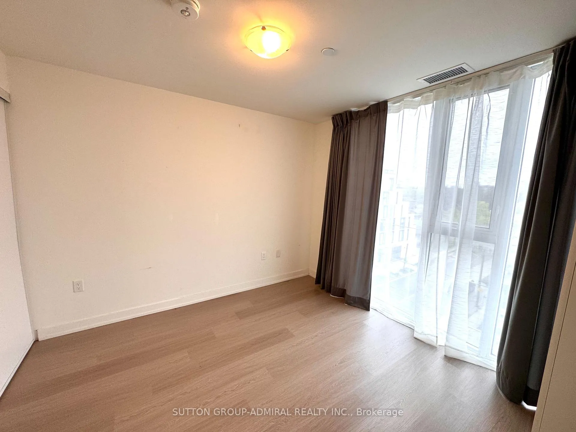 Photo 11 of Unit 520, 859 The Queensway, Etobicoke, Stonegate-Queensway — HOMEH