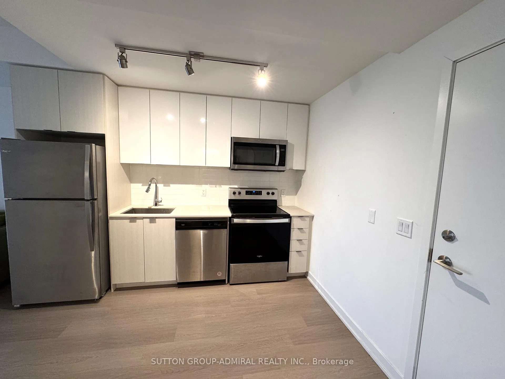 Photo 15 of Unit 520, 859 The Queensway, Etobicoke, Stonegate-Queensway — HOMEH