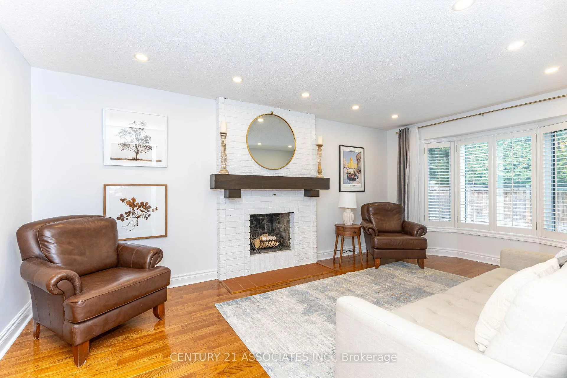 Photo 15 of 24 Garnish Green, Markham, Markham Village — HOMEH