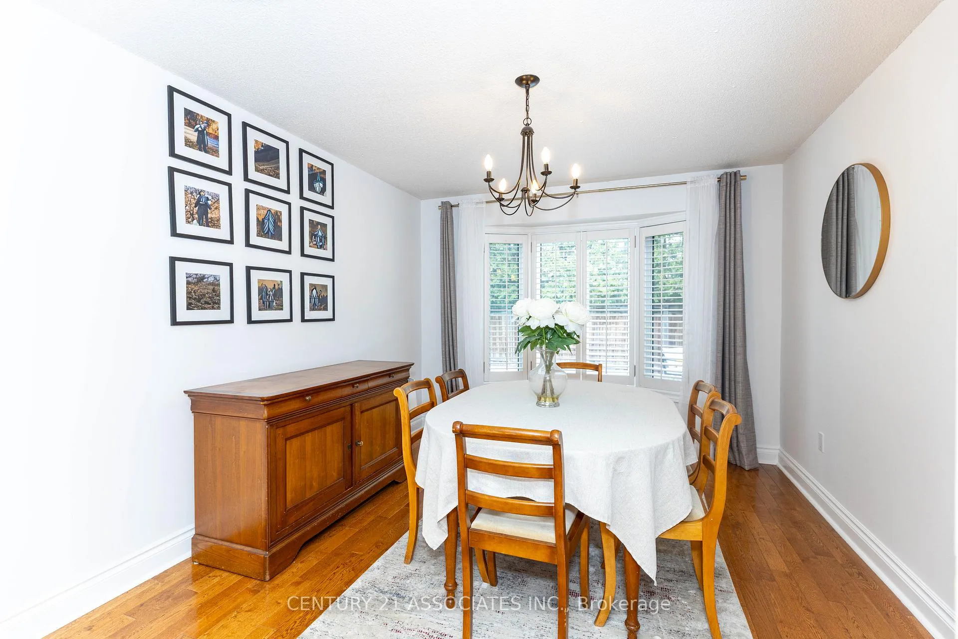 Photo 21 of 24 Garnish Green, Markham, Markham Village — HOMEH