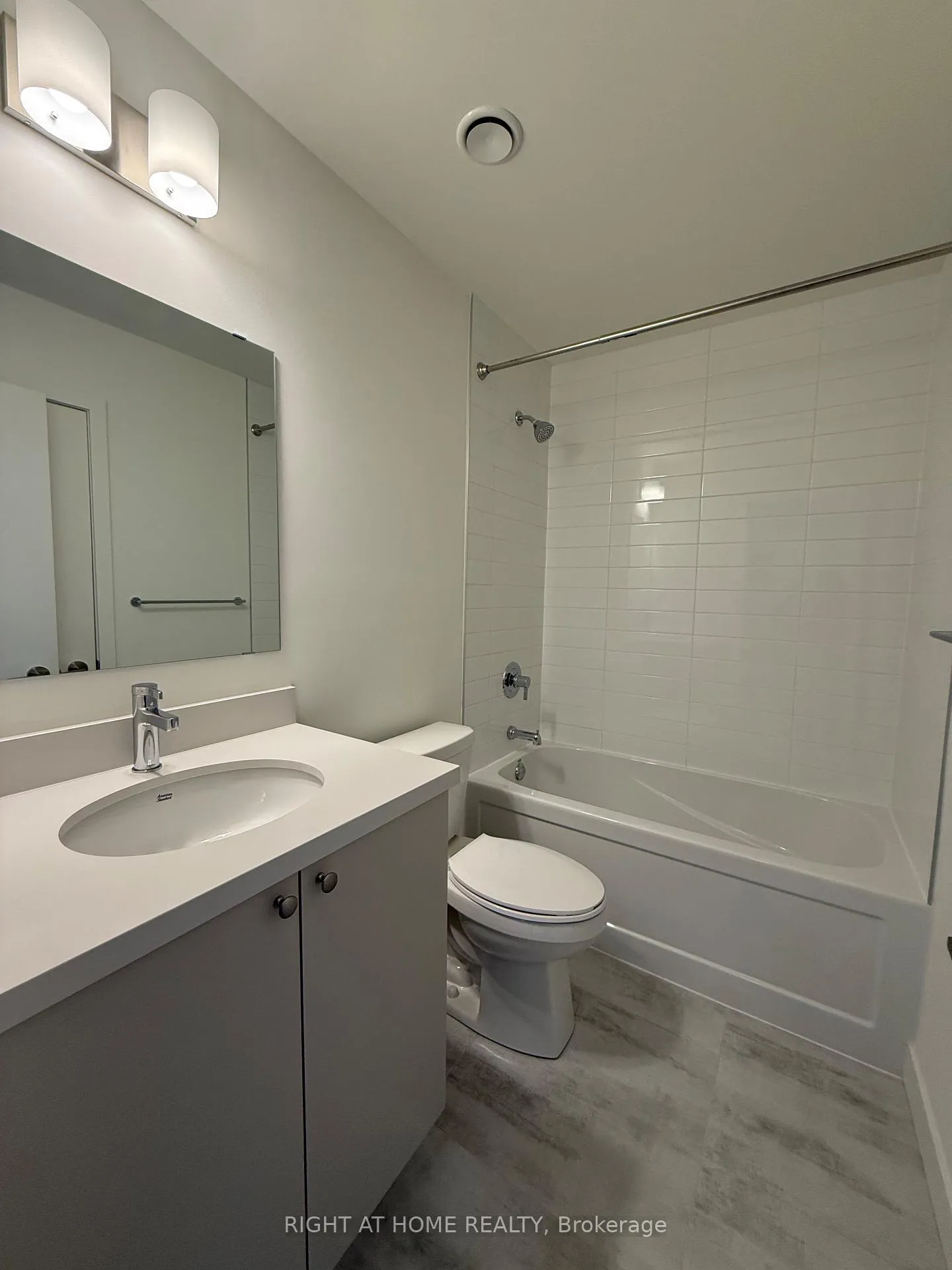 Photo 8 of Unit 313, 51 Clarington Boulevard, Clarington, Bowmanville — HOMEH
