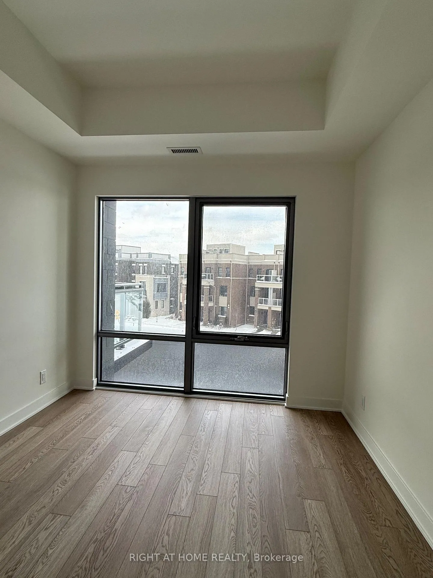Photo 12 of Unit 313, 51 Clarington Boulevard, Clarington, Bowmanville — HOMEH