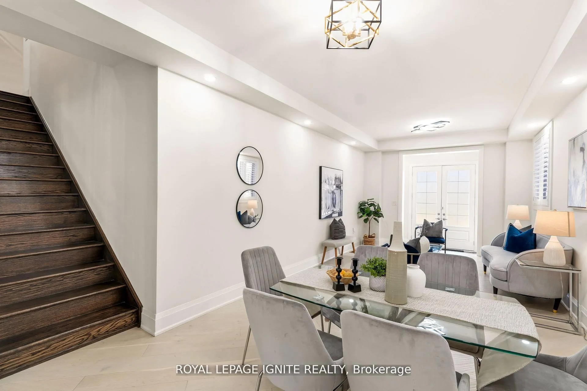 Photo 16 of 11 Jenwood Crescent, Brampton, Sandringham-Wellington North — HOMEH