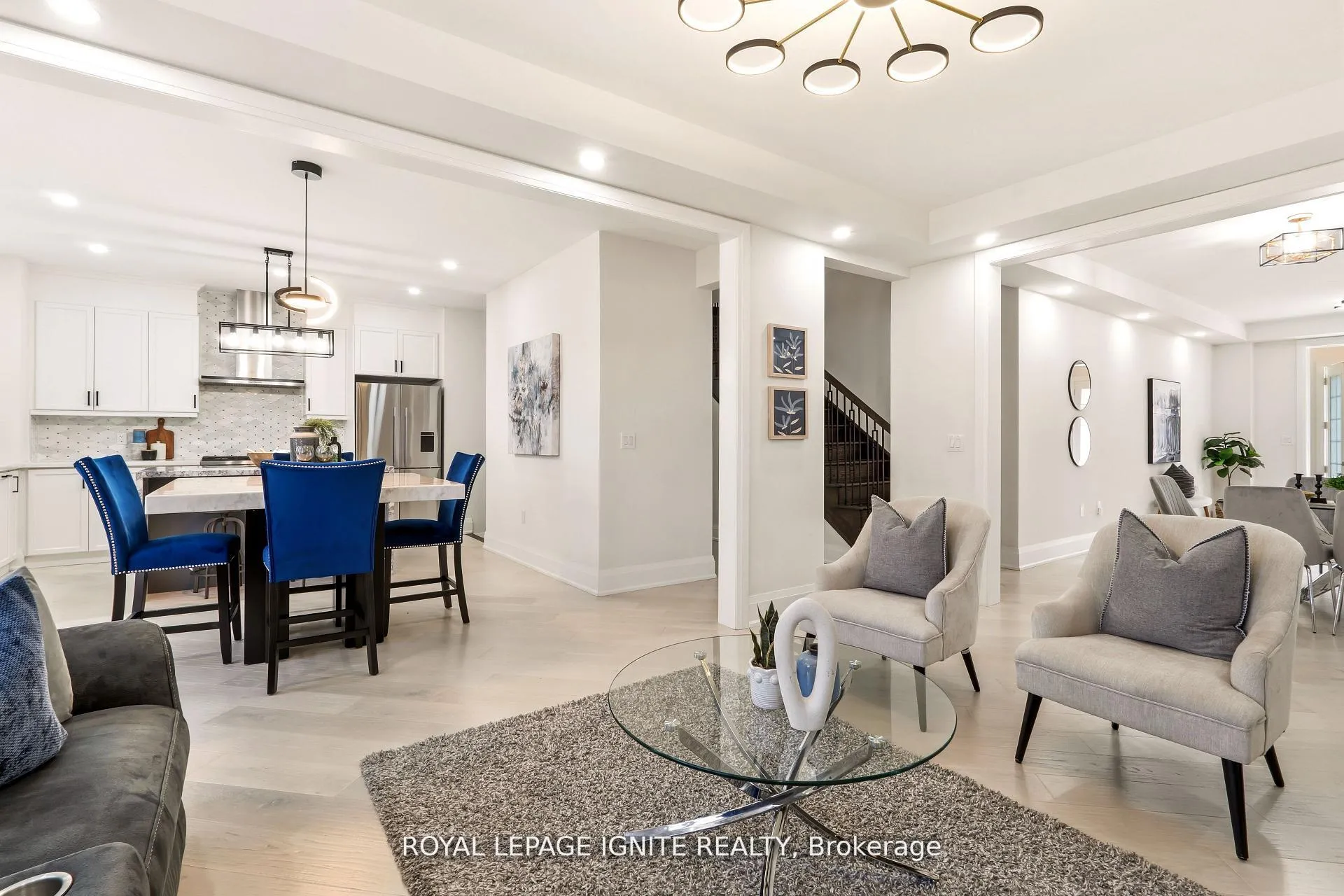 Photo 19 of 11 Jenwood Crescent, Brampton, Sandringham-Wellington North — HOMEH