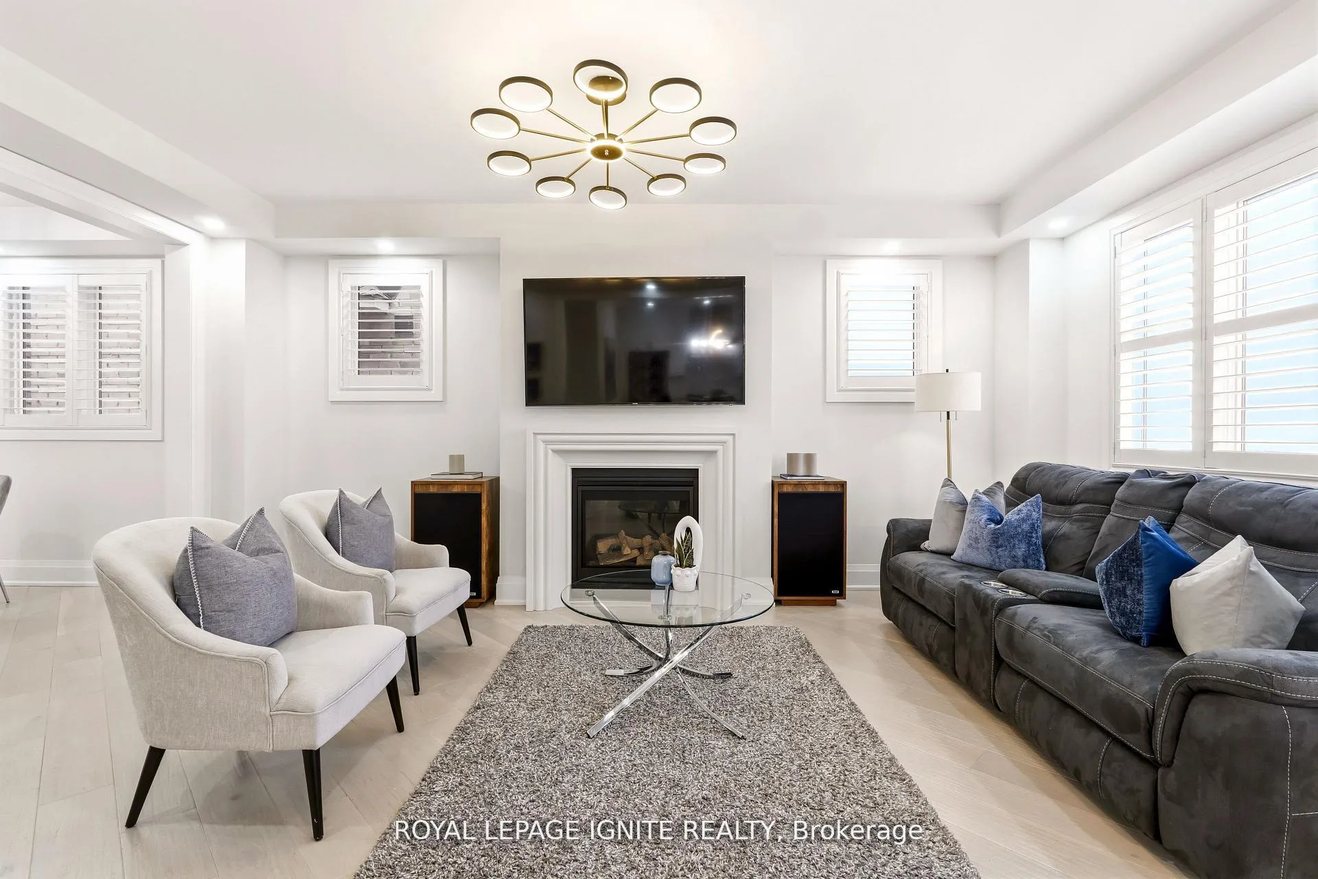 Photo 20 of 11 Jenwood Crescent, Brampton, Sandringham-Wellington North — HOMEH