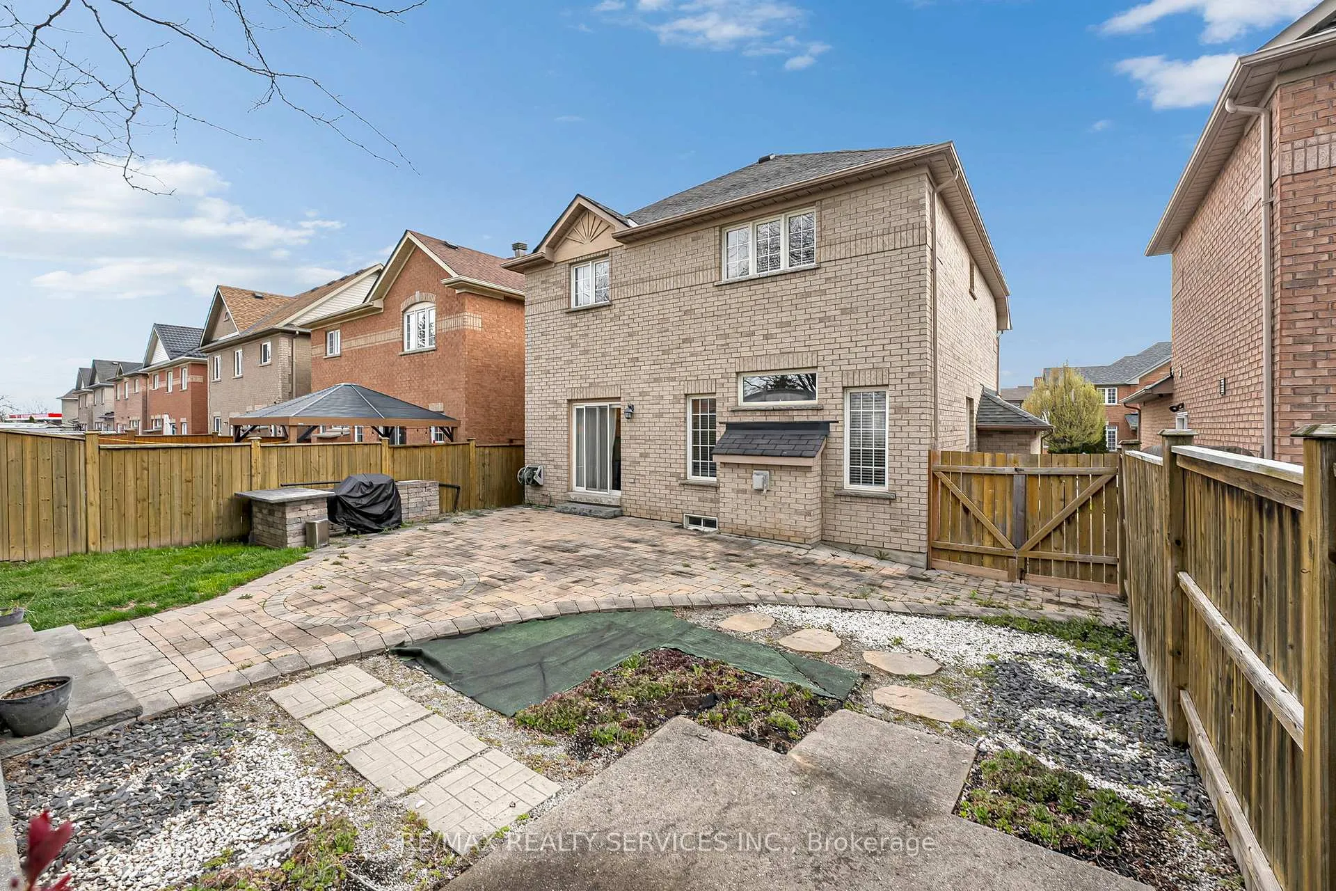 Photo 30 of 46 Ryegrass Crescent, Brampton, Snelgrove — HOMEH