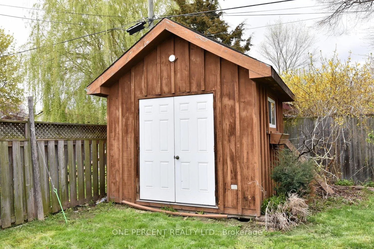 Photo 36 of 1338 De Quincy Crescent, Burlington, Mountainside — HOMEH