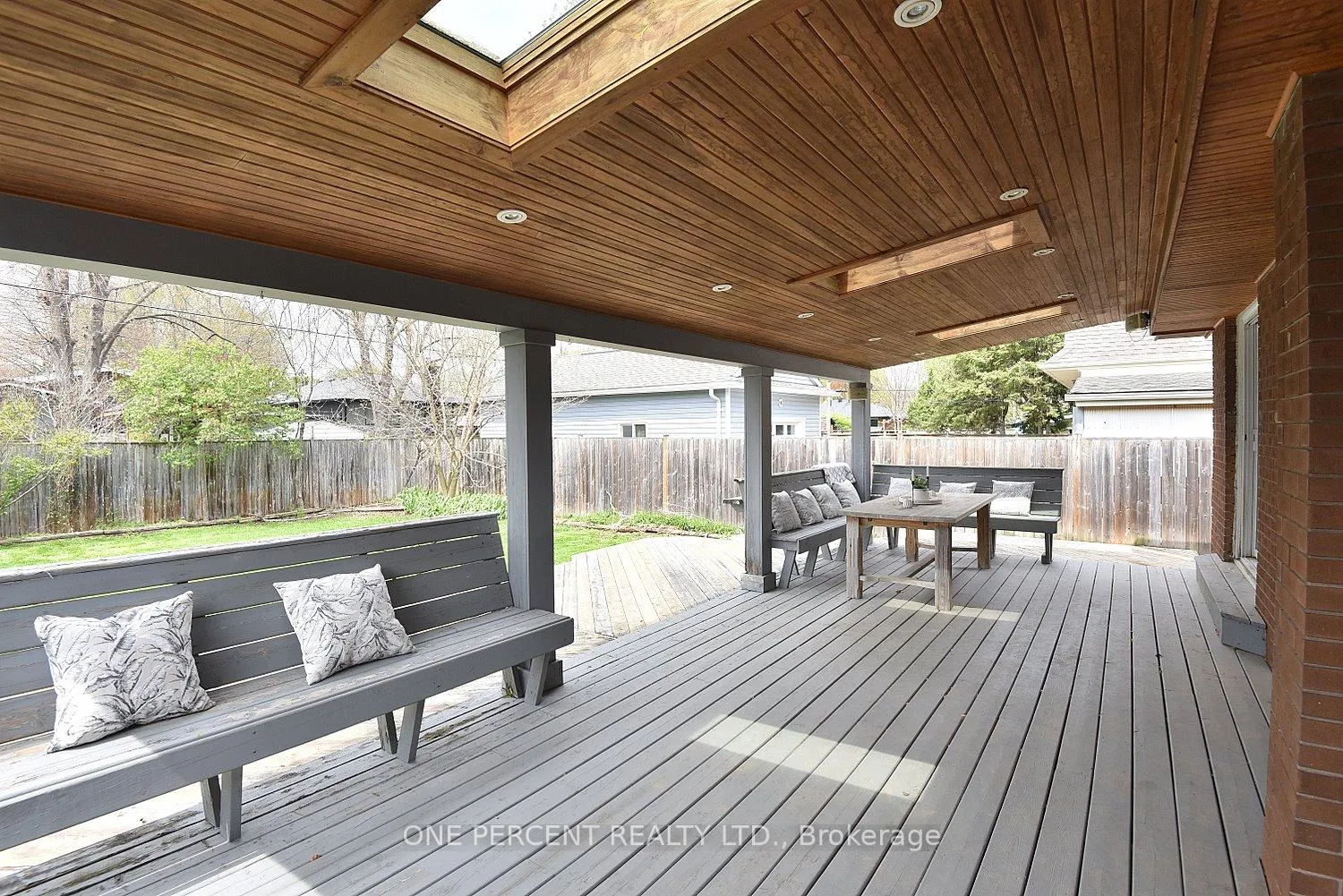 Photo 37 of 1338 De Quincy Crescent, Burlington, Mountainside — HOMEH