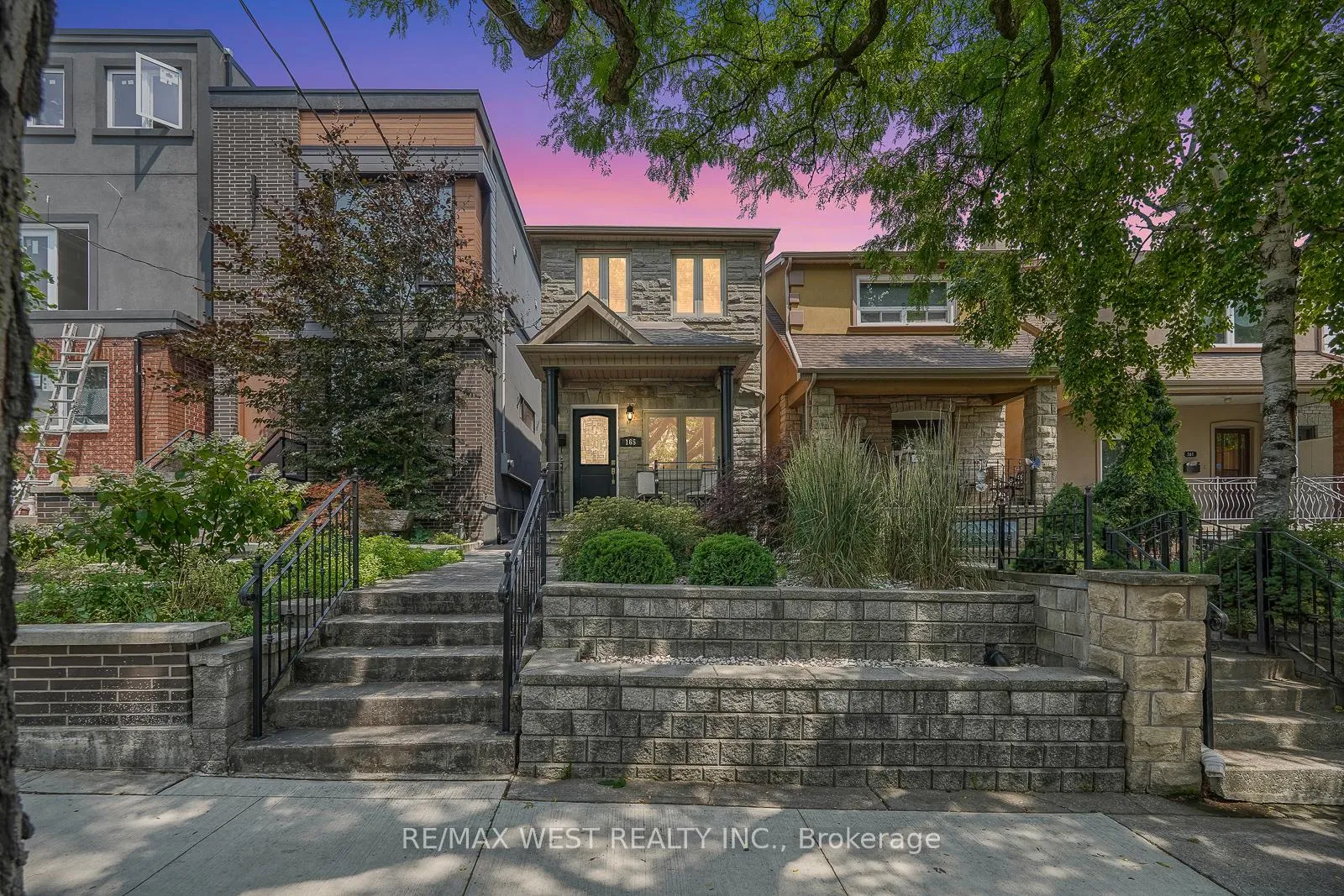 Photo 3 of 165 Caledonia Road, Toronto, Corso Italia-Davenport — HOMEH