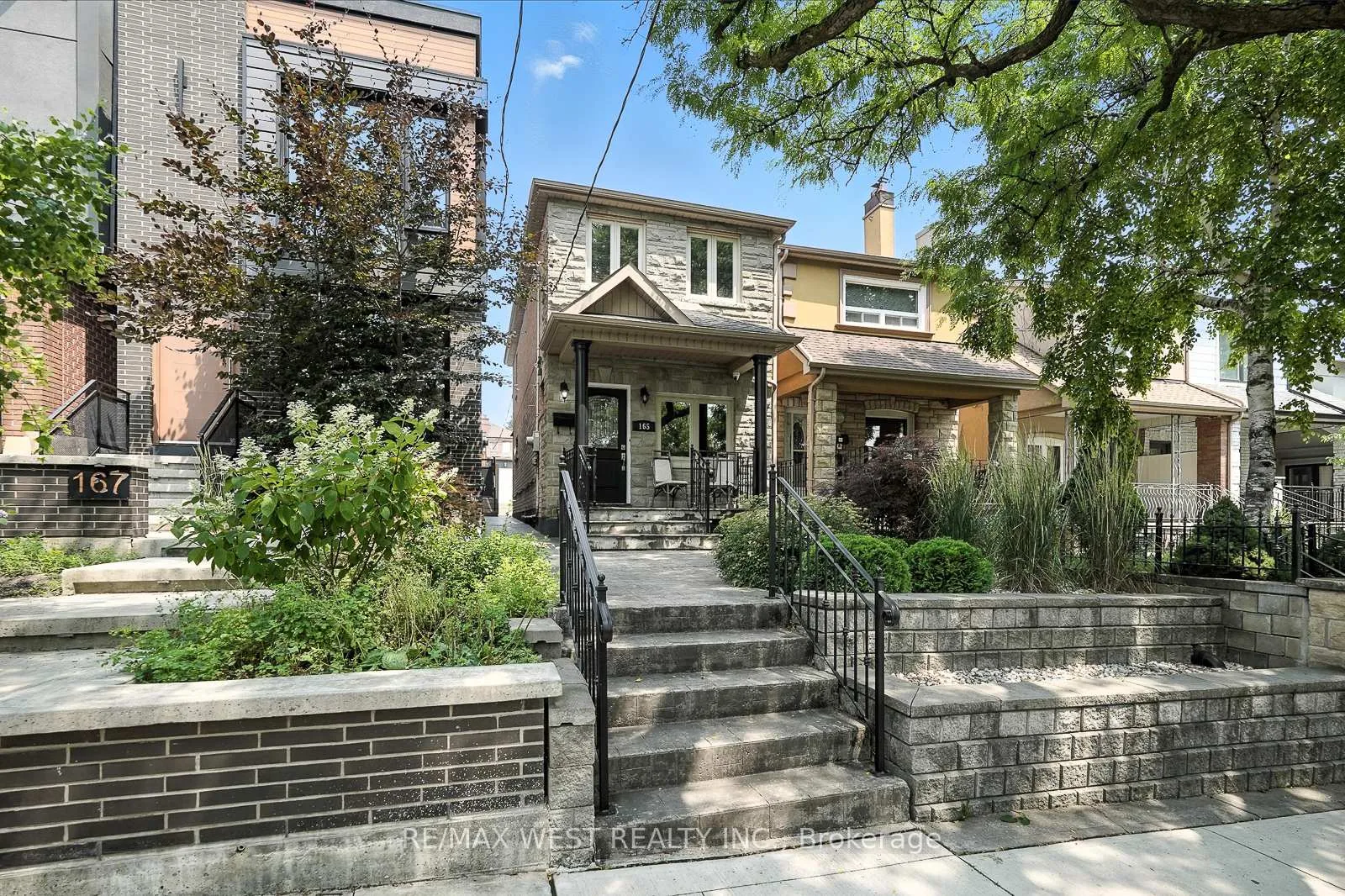 Photo 4 of 165 Caledonia Road, Toronto, Corso Italia-Davenport — HOMEH