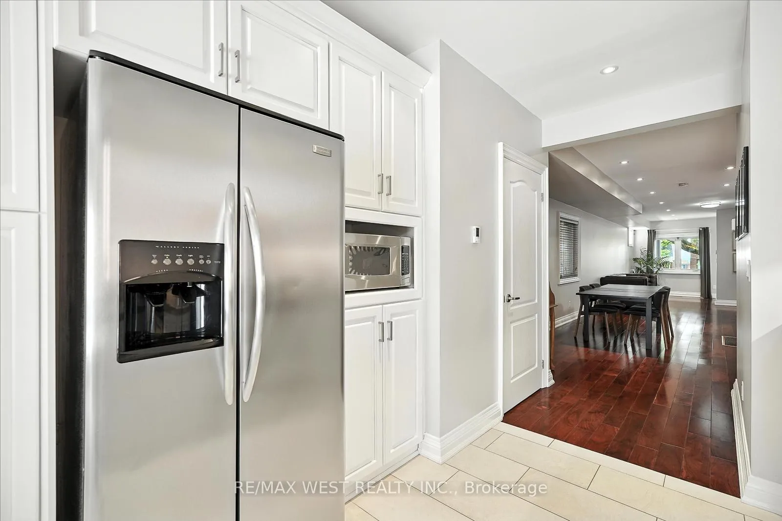 Photo 18 of 165 Caledonia Road, Toronto, Corso Italia-Davenport — HOMEH