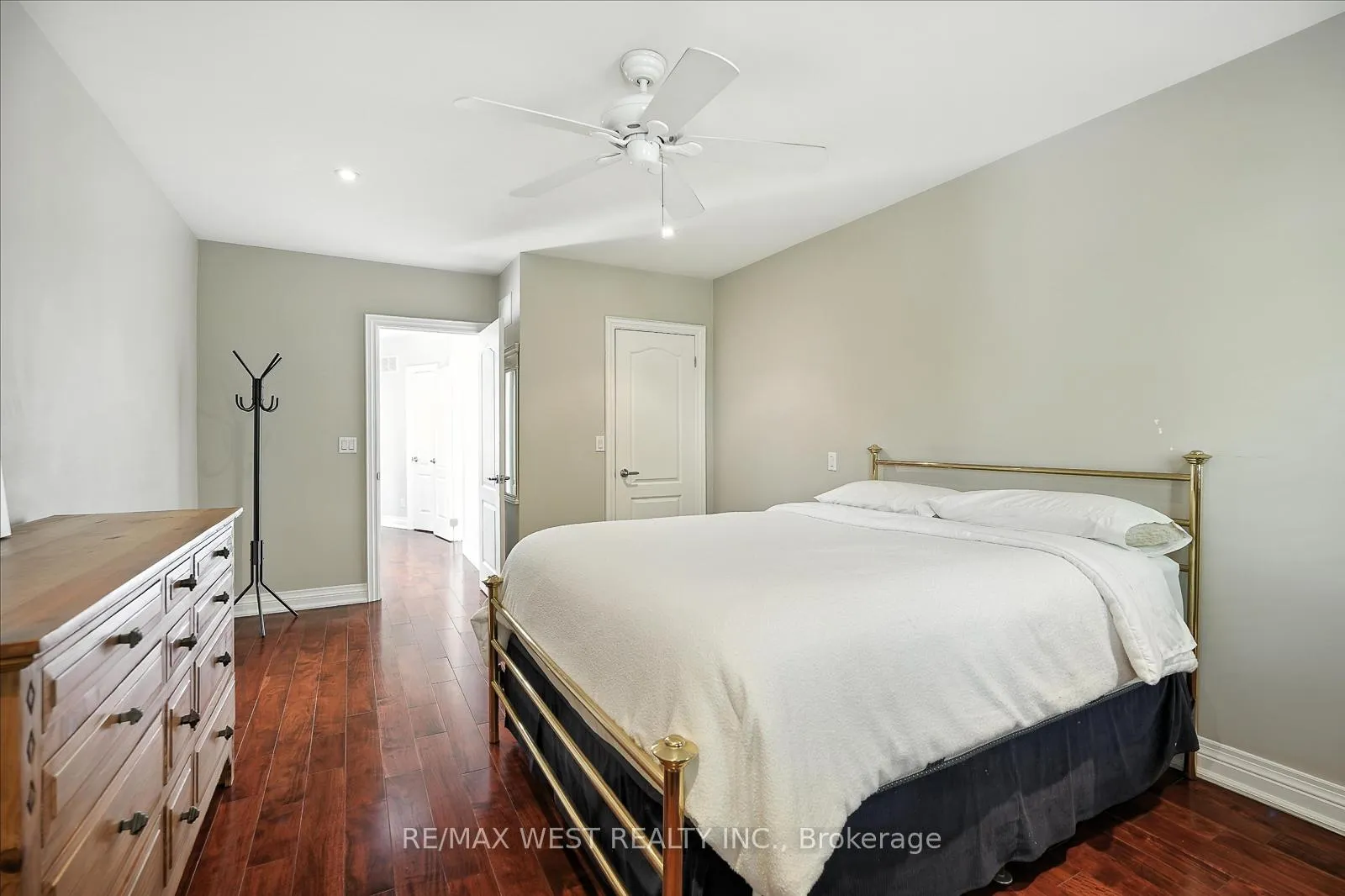 Photo 26 of 165 Caledonia Road, Toronto, Corso Italia-Davenport — HOMEH