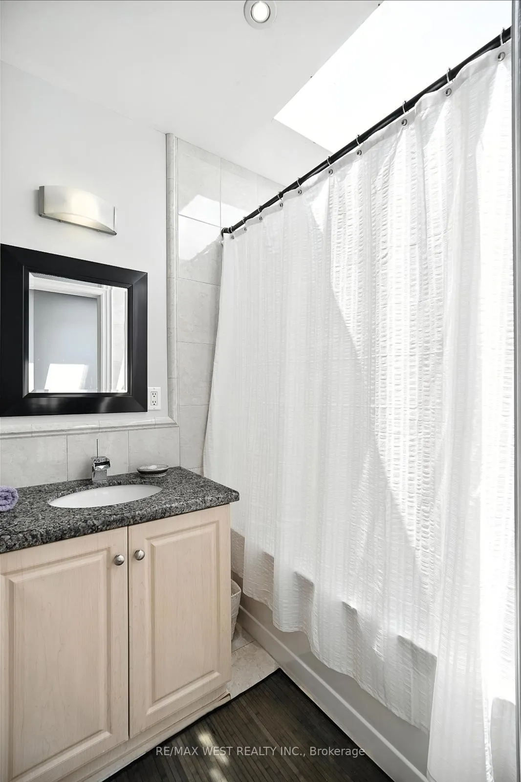 Photo 33 of 165 Caledonia Road, Toronto, Corso Italia-Davenport — HOMEH
