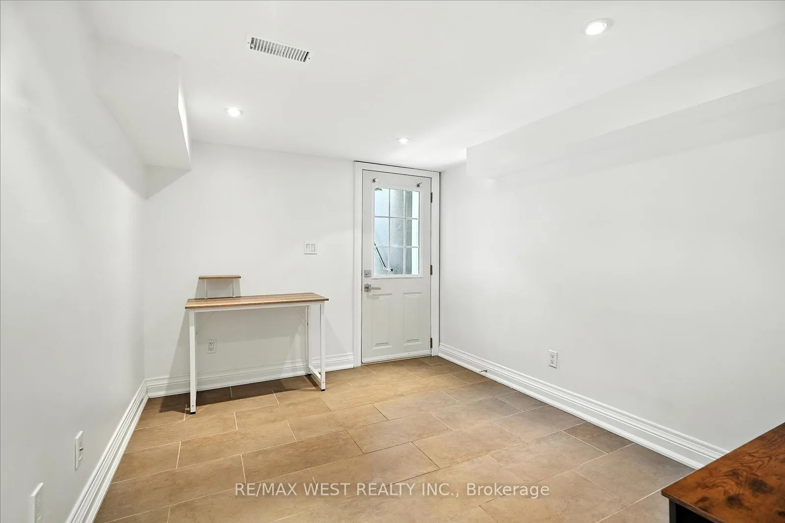 Photo 39 of 165 Caledonia Road, Toronto, Corso Italia-Davenport — HOMEH