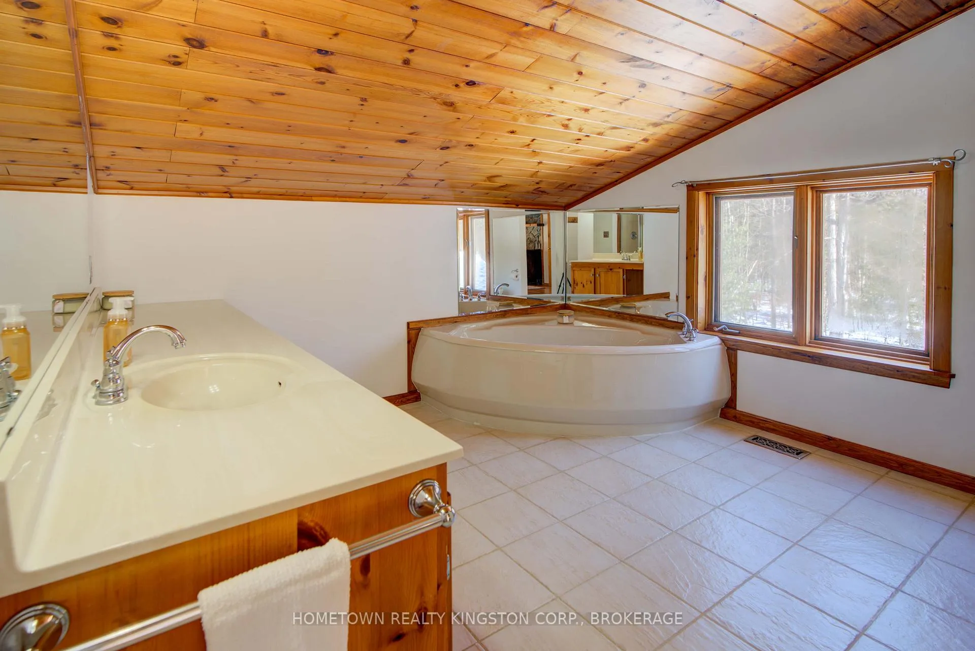 Photo 34 of 199 Kelly's Road, Rideau Lakes, Rideau Lakes (South Elmsley) Twp — HOMEH
