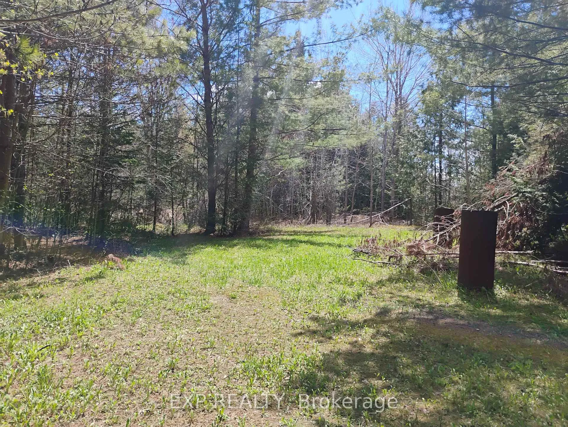 Photo 2 of 2825 Perry Avenue, Ramara, Brechin — HOMEH
