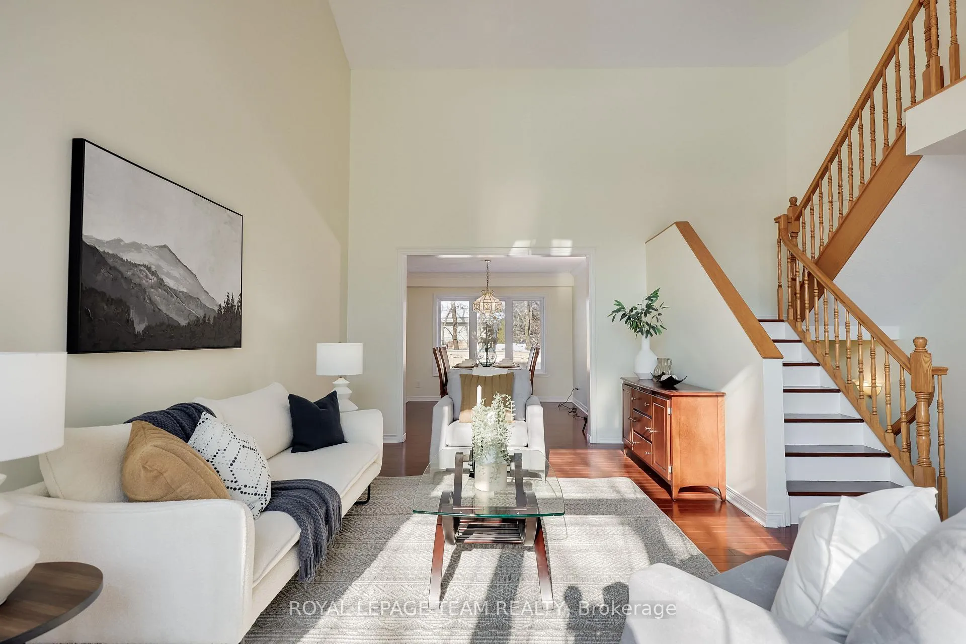 Photo 10 of 8 Saddlebrook Street, Ottawa, Centrepointe — HOMEH