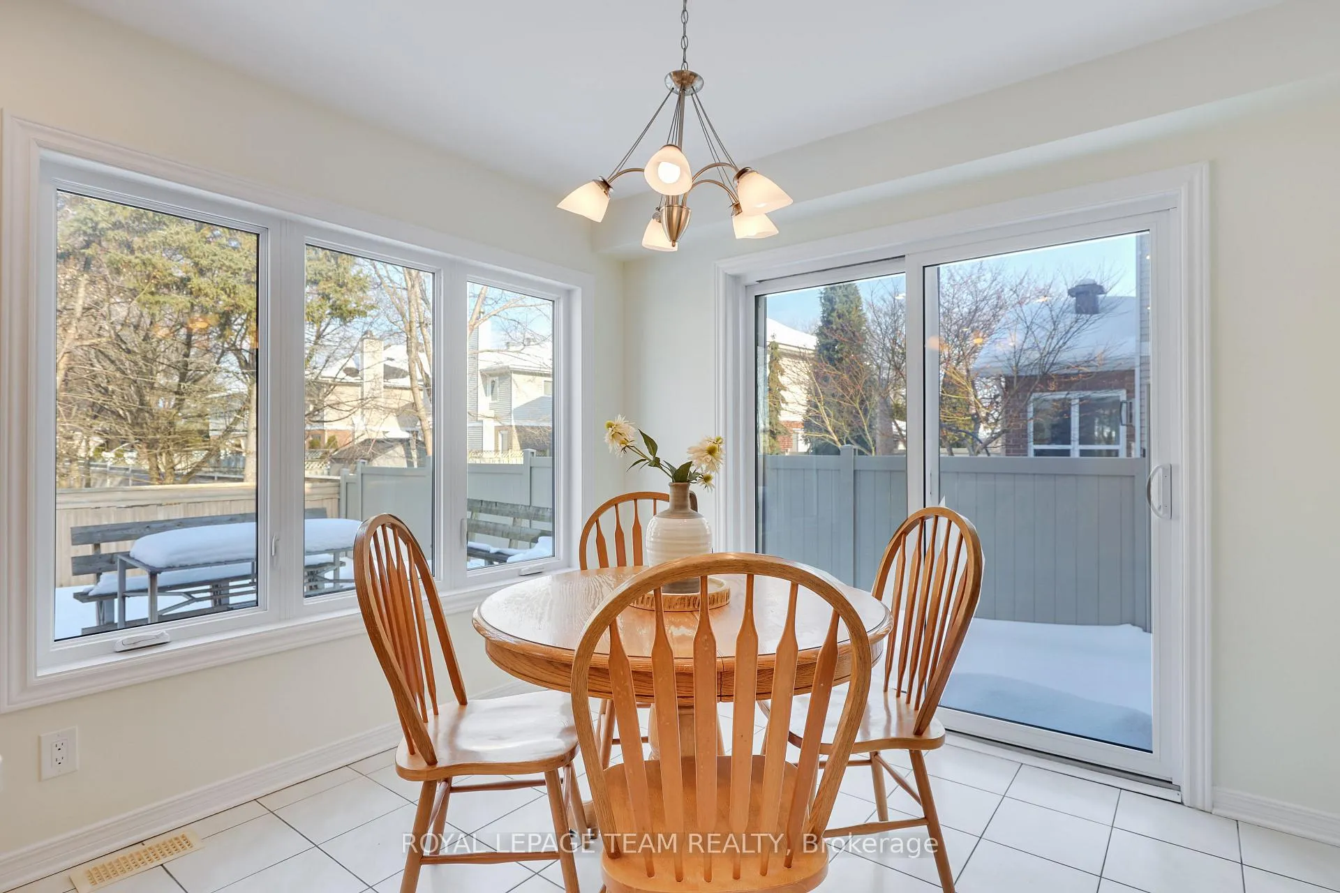 Photo 22 of 8 Saddlebrook Street, Ottawa, Centrepointe — HOMEH