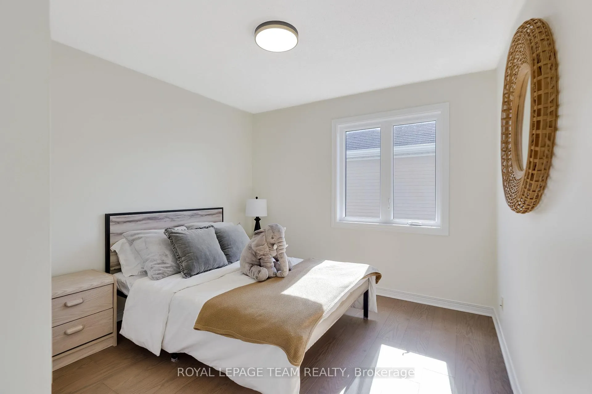 Photo 35 of 8 Saddlebrook Street, Ottawa, Centrepointe — HOMEH