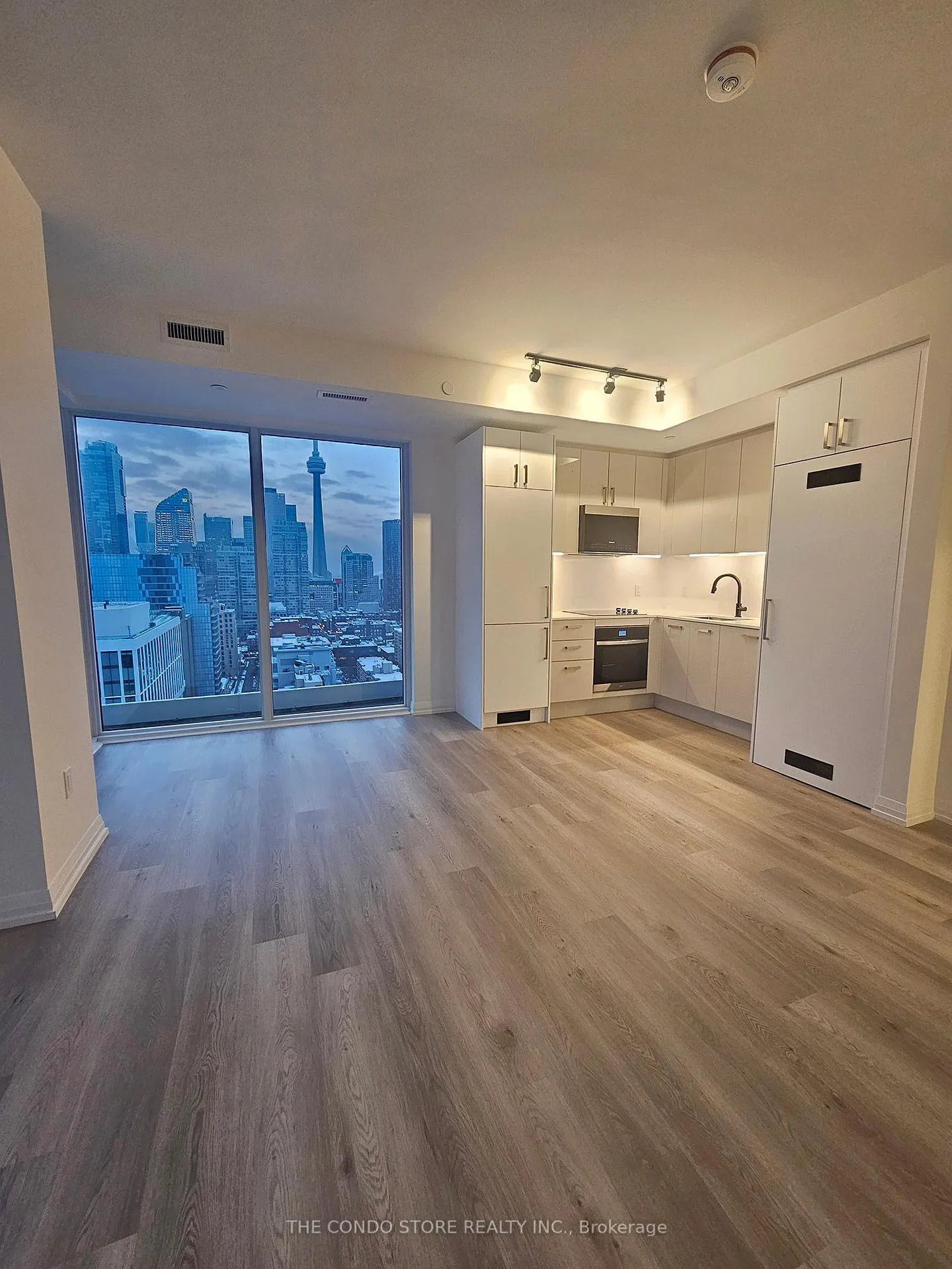 Photo 4 of Unit 2305, 280 Dundas Street W, Toronto, Kensington-Chinatown — HOMEH