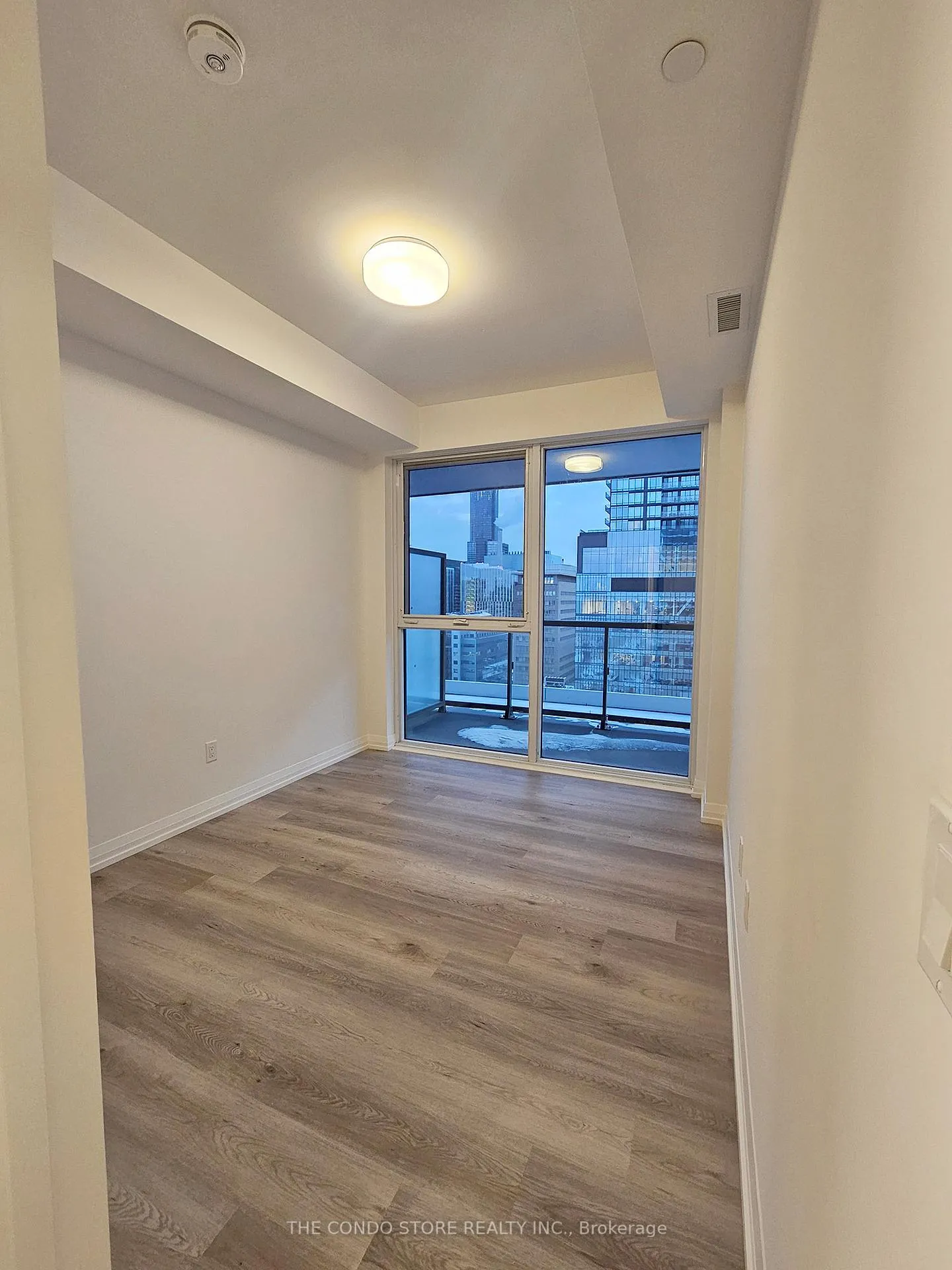 Photo 11 of Unit 2305, 280 Dundas Street W, Toronto, Kensington-Chinatown — HOMEH