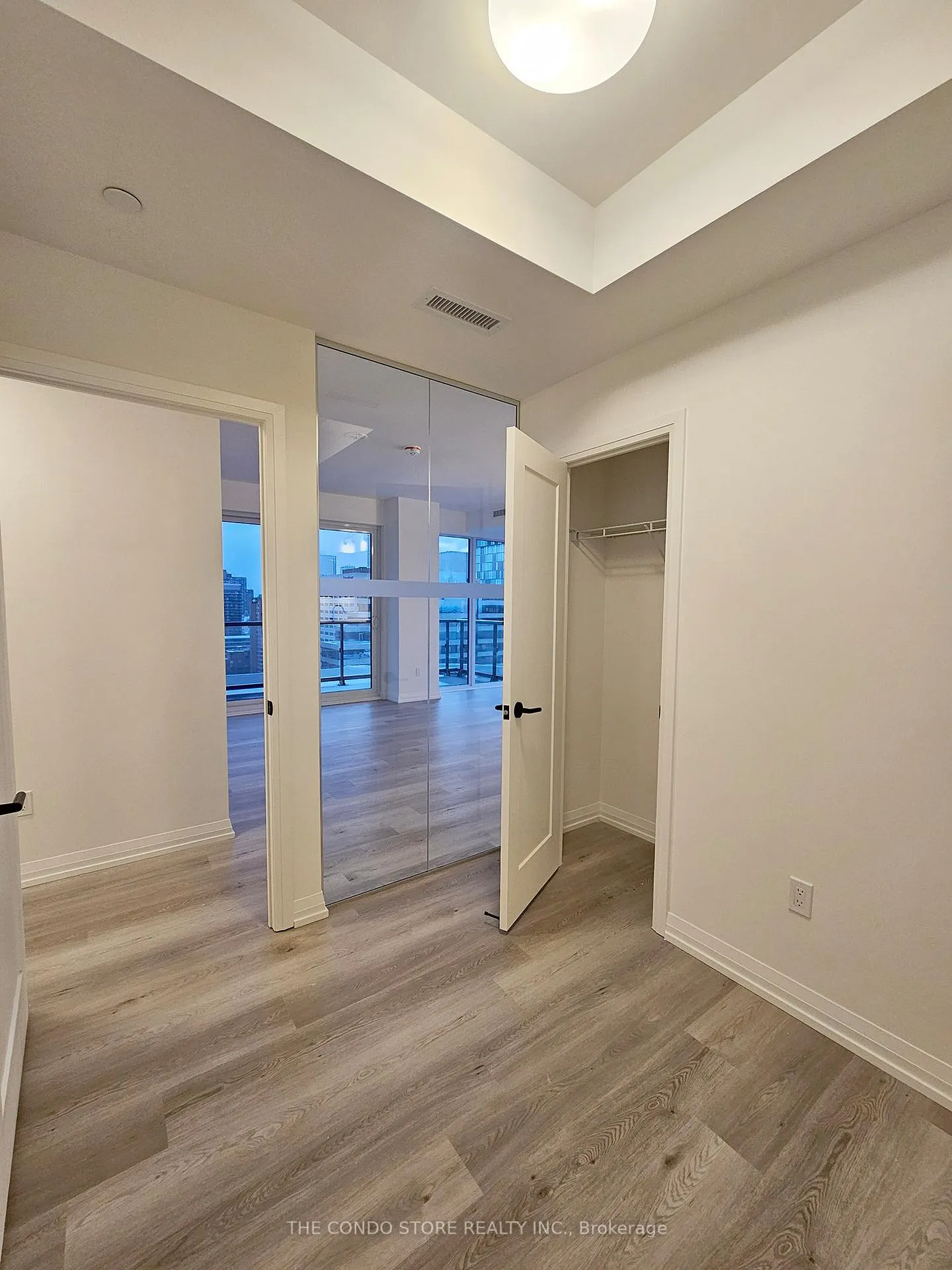 Photo 16 of Unit 2305, 280 Dundas Street W, Toronto, Kensington-Chinatown — HOMEH