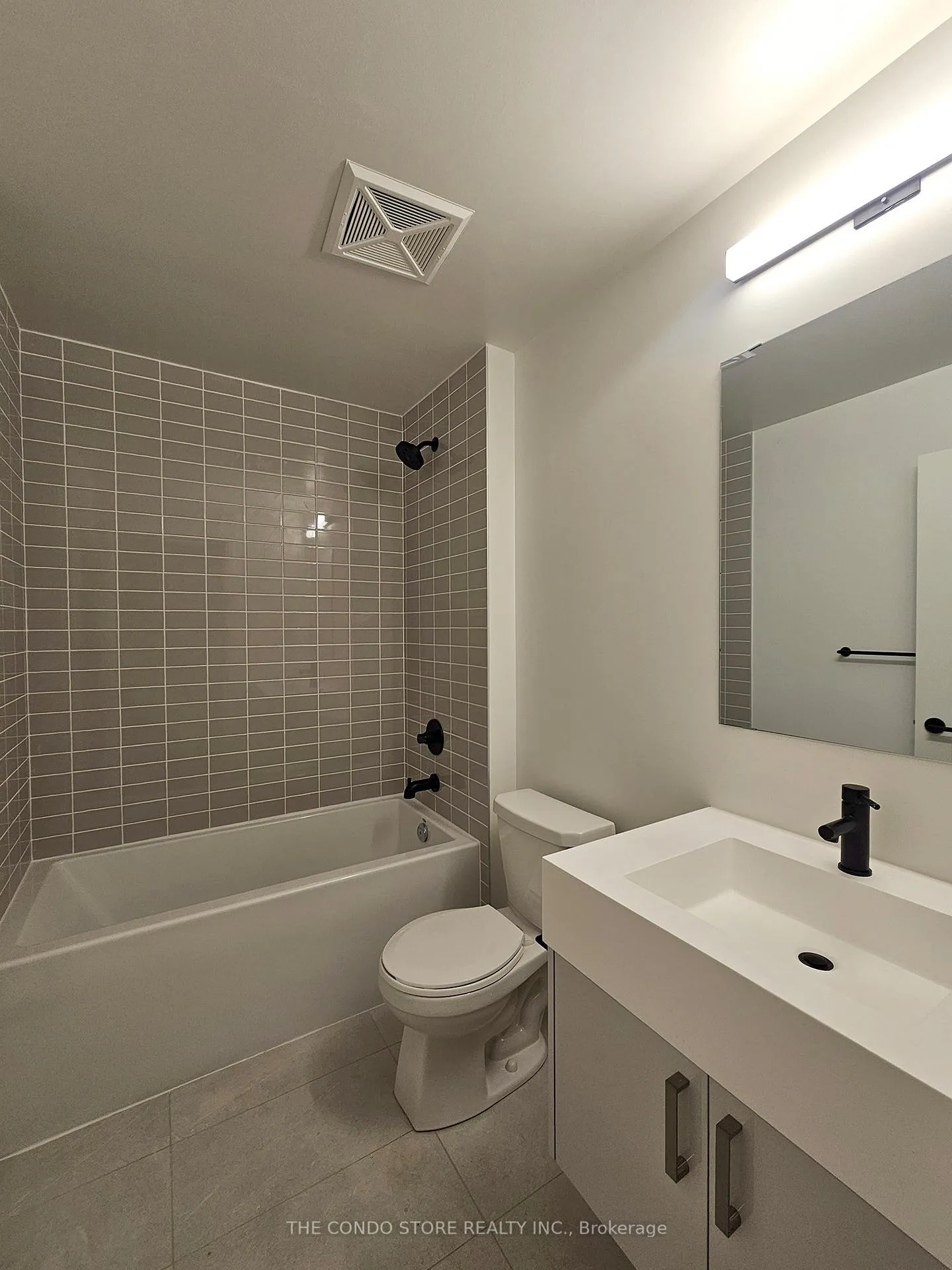 Photo 17 of Unit 2305, 280 Dundas Street W, Toronto, Kensington-Chinatown — HOMEH