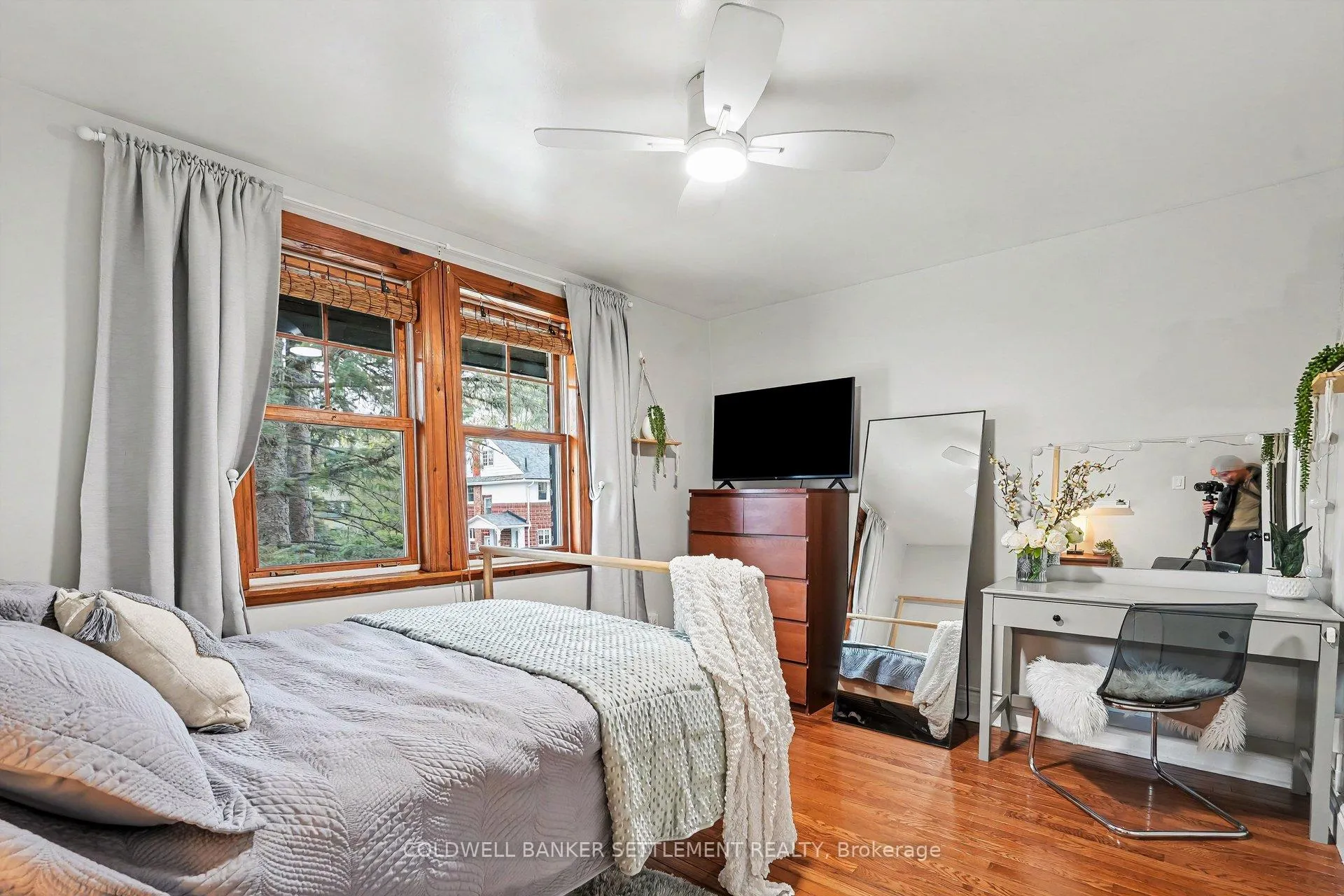 Photo 19 of 1 Burchell Boulevard, Perth — HOMEH