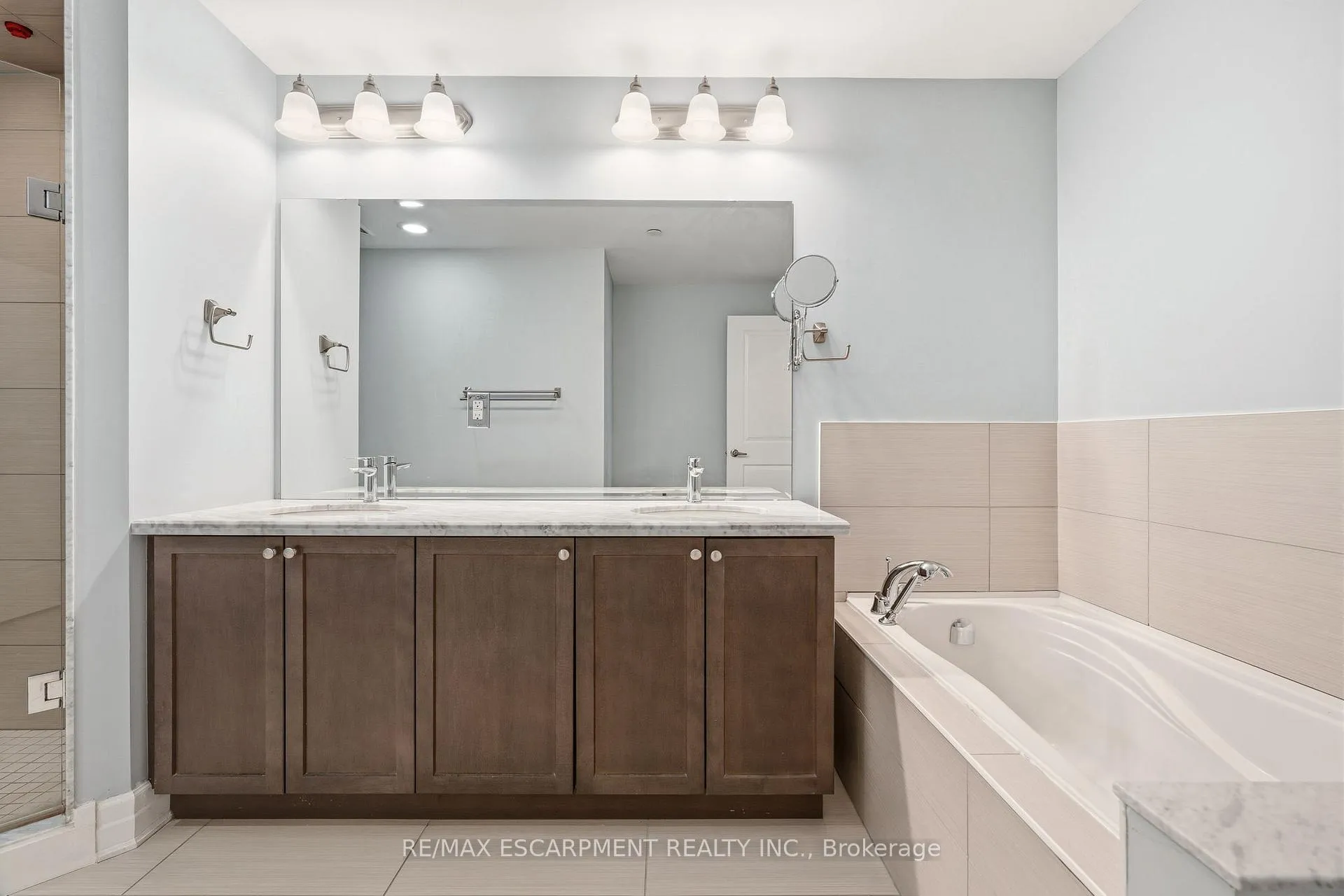 Photo 23 of Unit 308, 2300 Upper Middle Road, Oakville, Glen Abbey — HOMEH