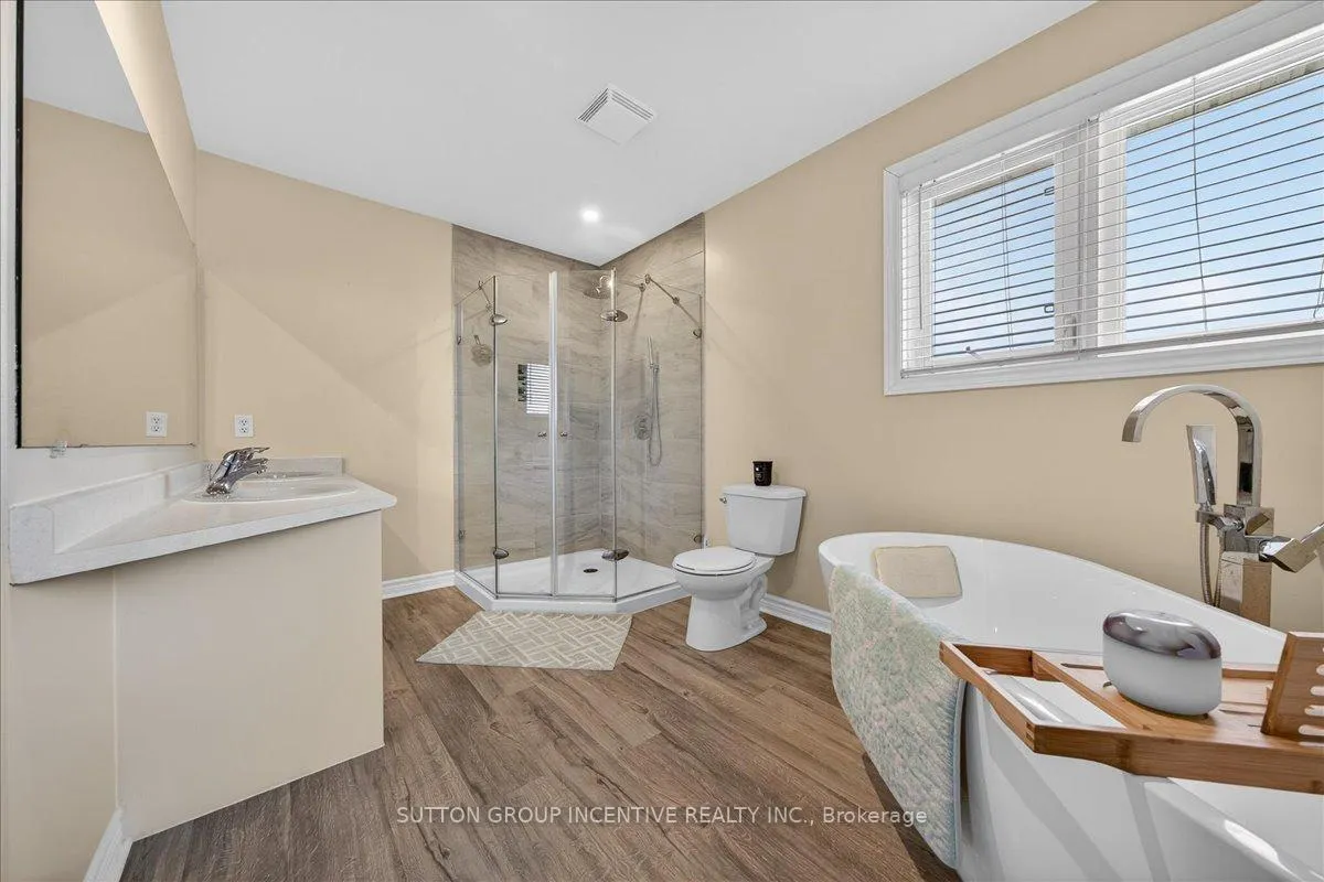 Photo 19 of 6 Silvercreek Crescent, Barrie, Ardagh — HOMEH