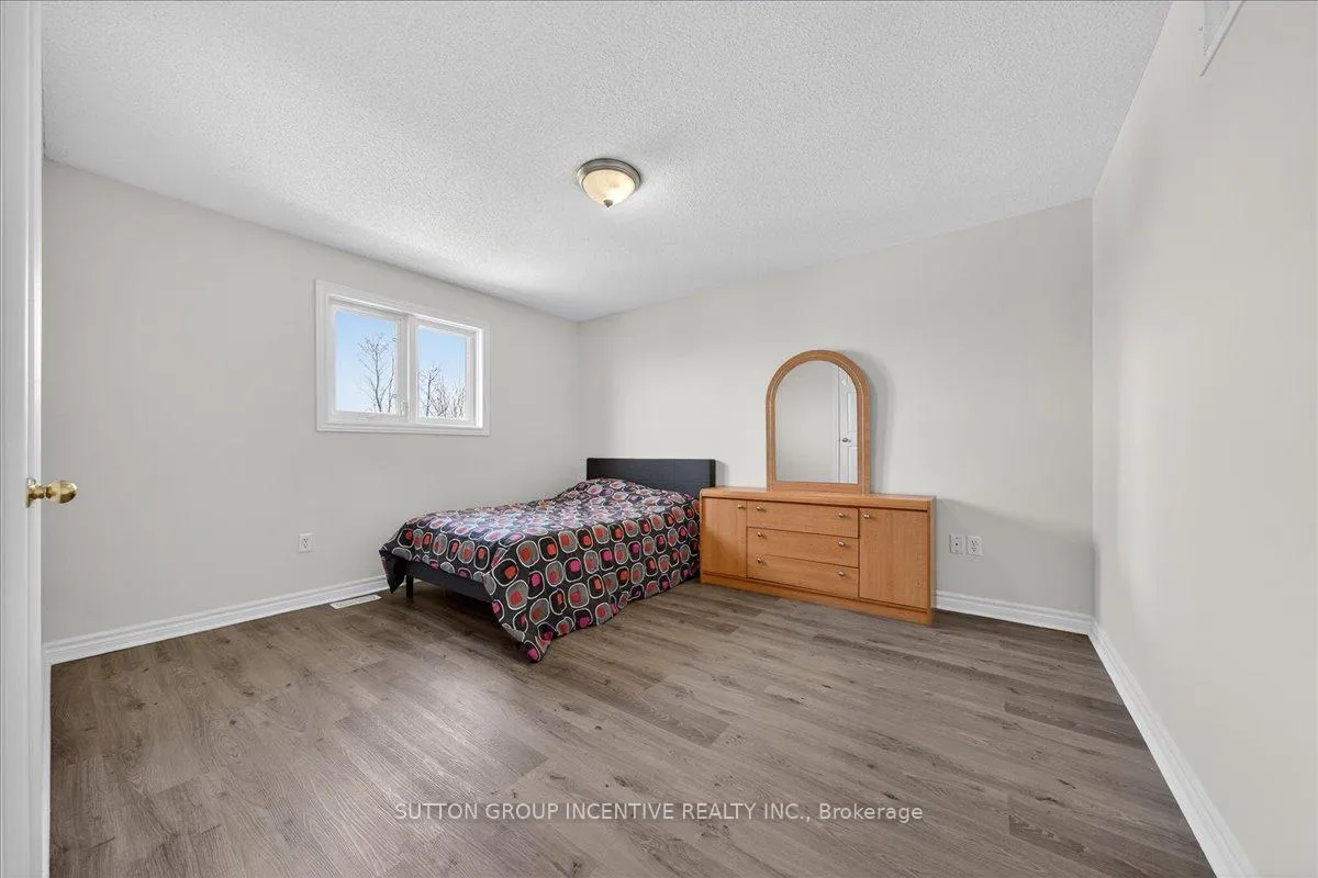 Photo 20 of 6 Silvercreek Crescent, Barrie, Ardagh — HOMEH