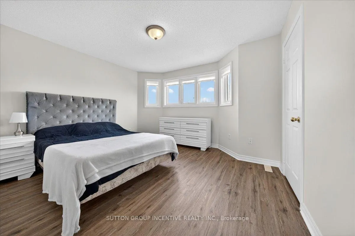 Photo 22 of 6 Silvercreek Crescent, Barrie, Ardagh — HOMEH