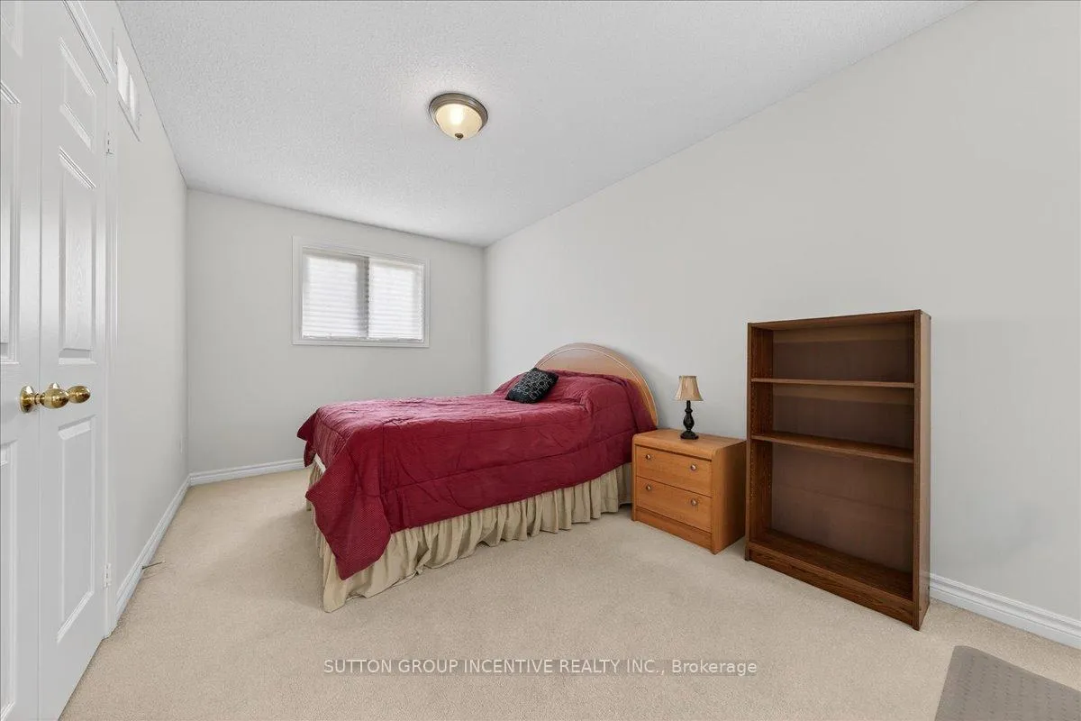 Photo 24 of 6 Silvercreek Crescent, Barrie, Ardagh — HOMEH