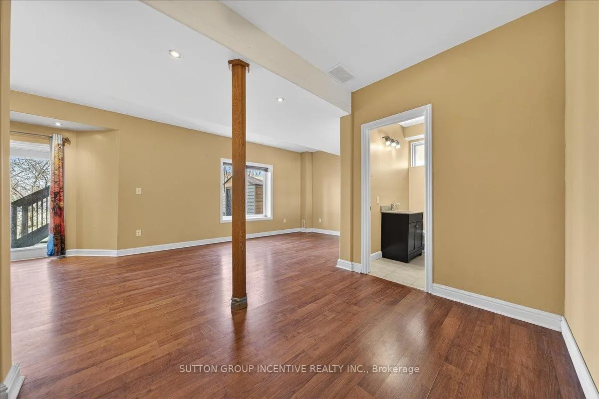 Photo 33 of 6 Silvercreek Crescent, Barrie, Ardagh — HOMEH