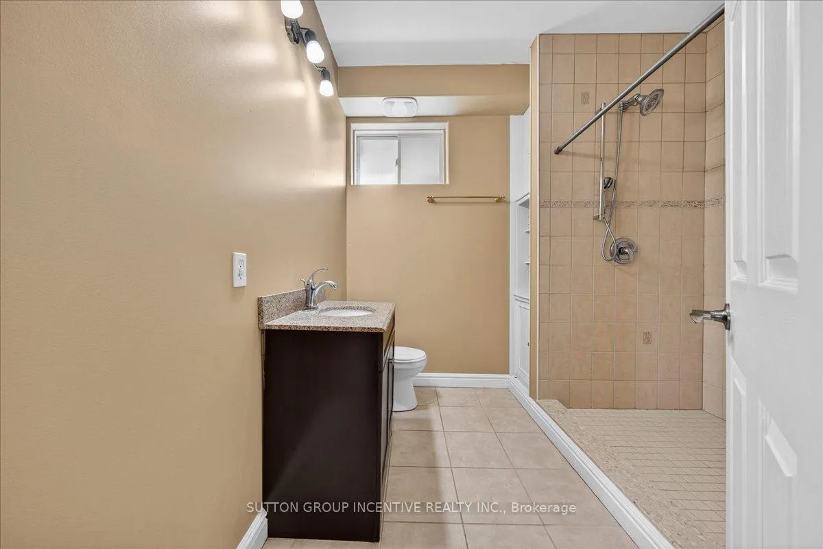 Photo 34 of 6 Silvercreek Crescent, Barrie, Ardagh — HOMEH