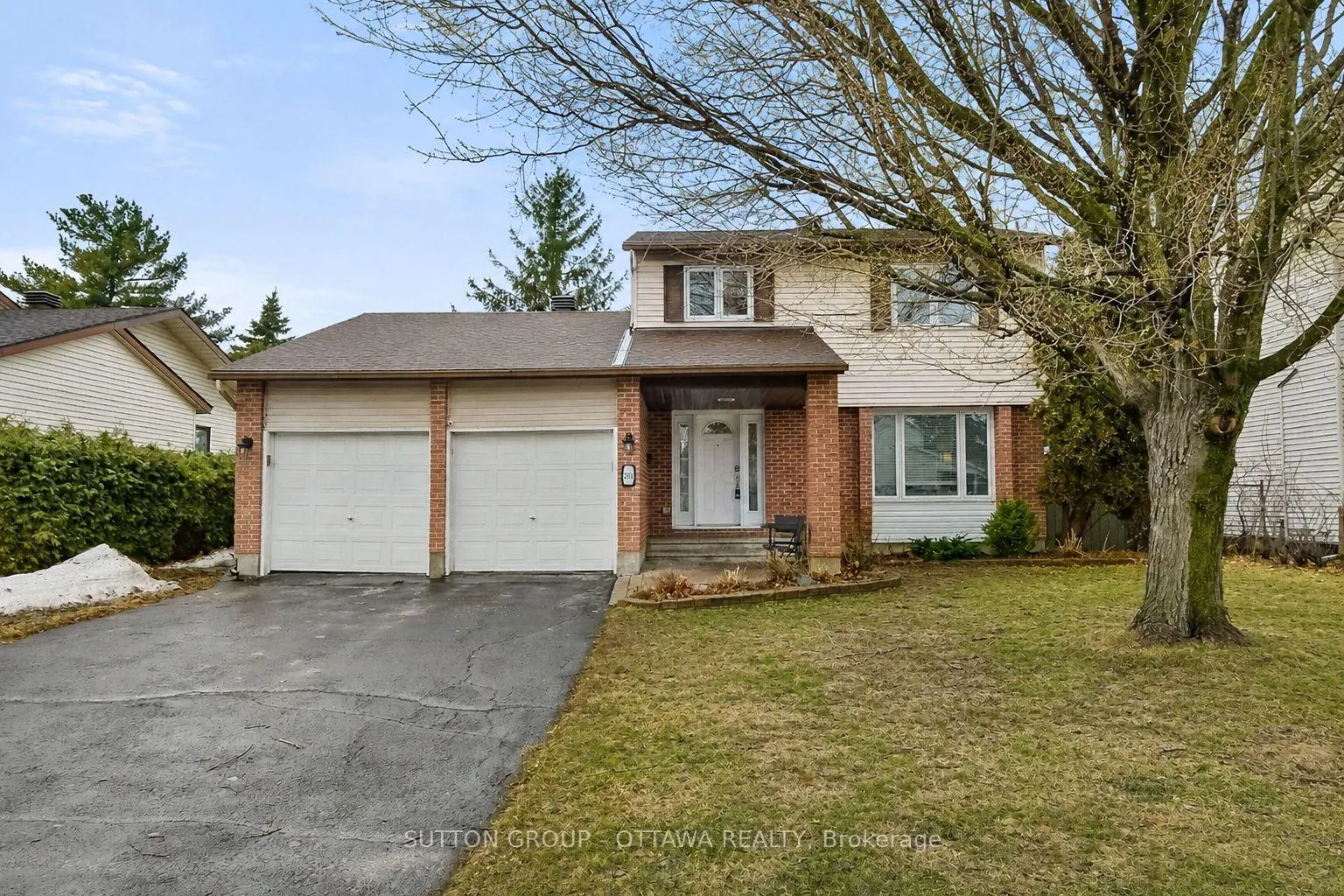 Photo 1 of 238 Park Grove Drive, Ottawa, Queenswood Heights South — HOMEH