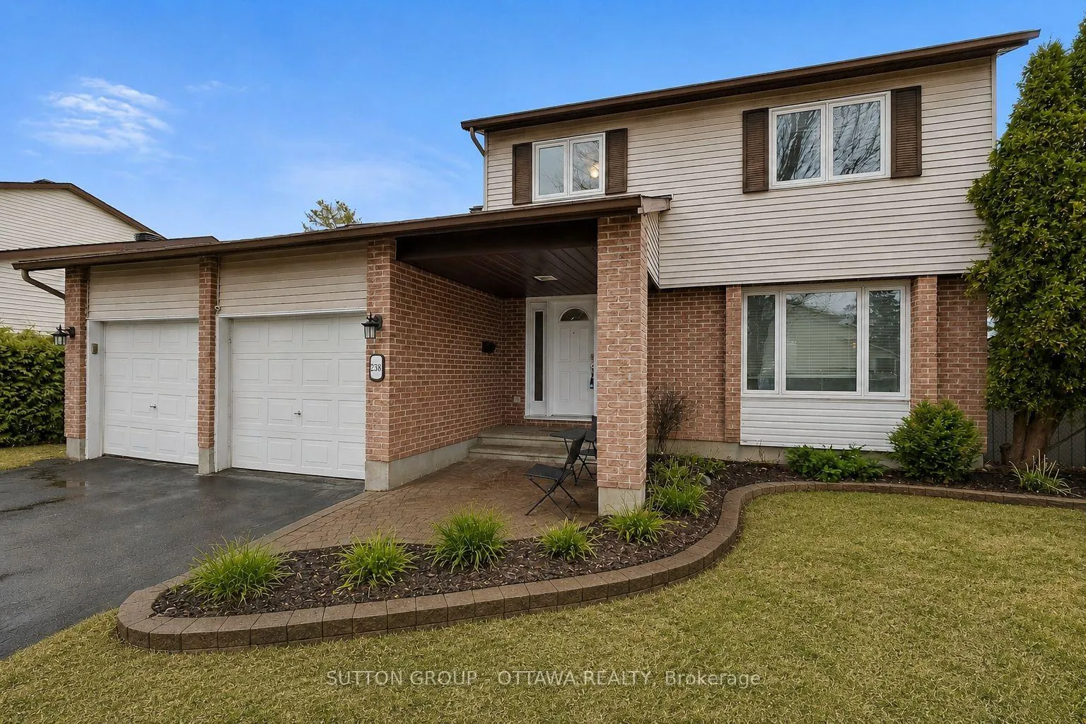 Photo 3 of 238 Park Grove Drive, Ottawa, Queenswood Heights South — HOMEH