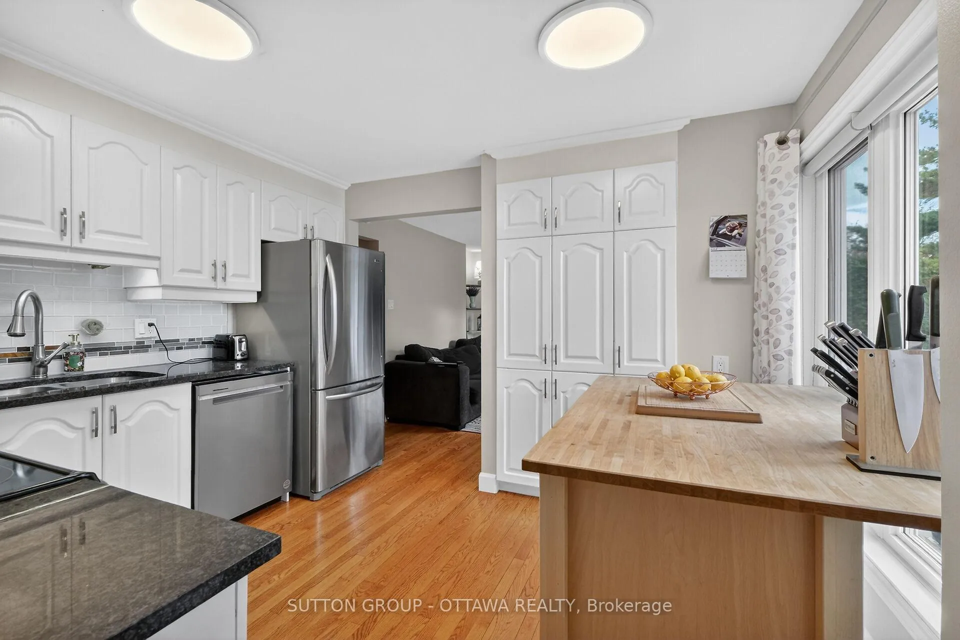 Photo 14 of 238 Park Grove Drive, Ottawa, Queenswood Heights South — HOMEH