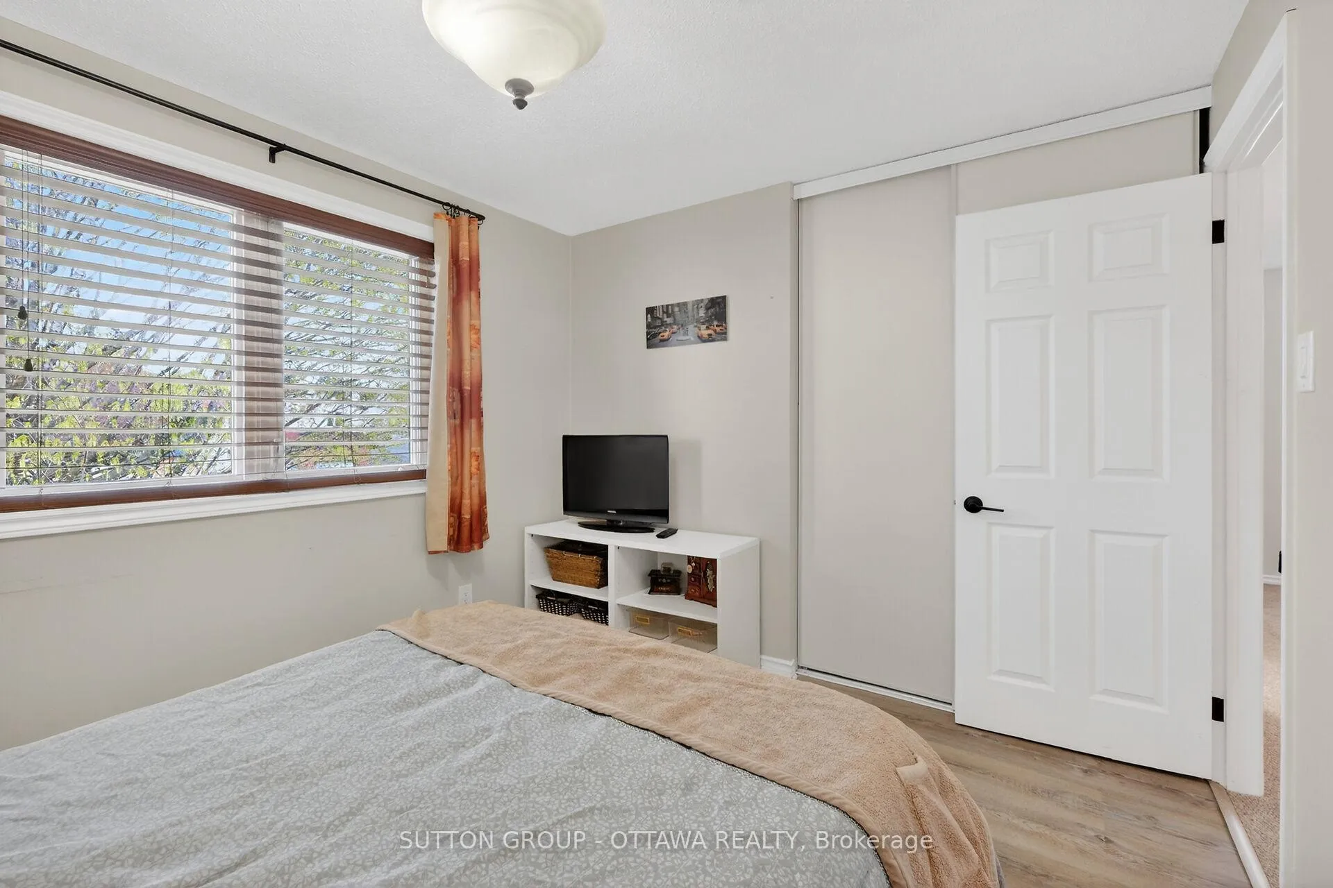 Photo 28 of 238 Park Grove Drive, Ottawa, Queenswood Heights South — HOMEH