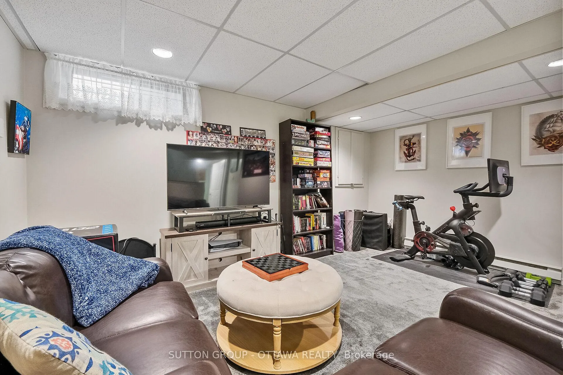 Photo 34 of 238 Park Grove Drive, Ottawa, Queenswood Heights South — HOMEH