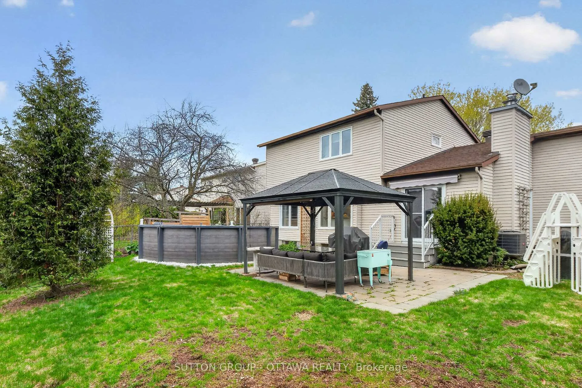 Photo 38 of 238 Park Grove Drive, Ottawa, Queenswood Heights South — HOMEH