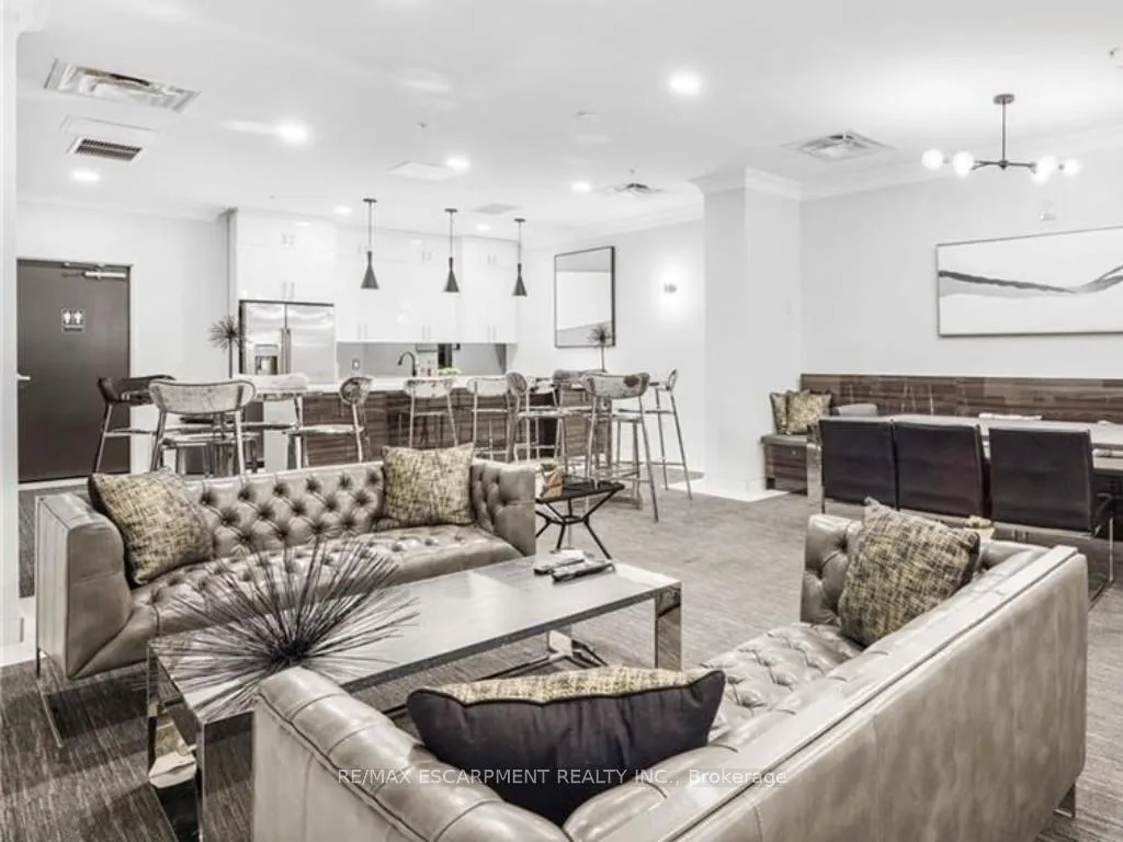 Photo 6 of Unit 903, 112 King Street E, Hamilton, Beasley — HOMEH