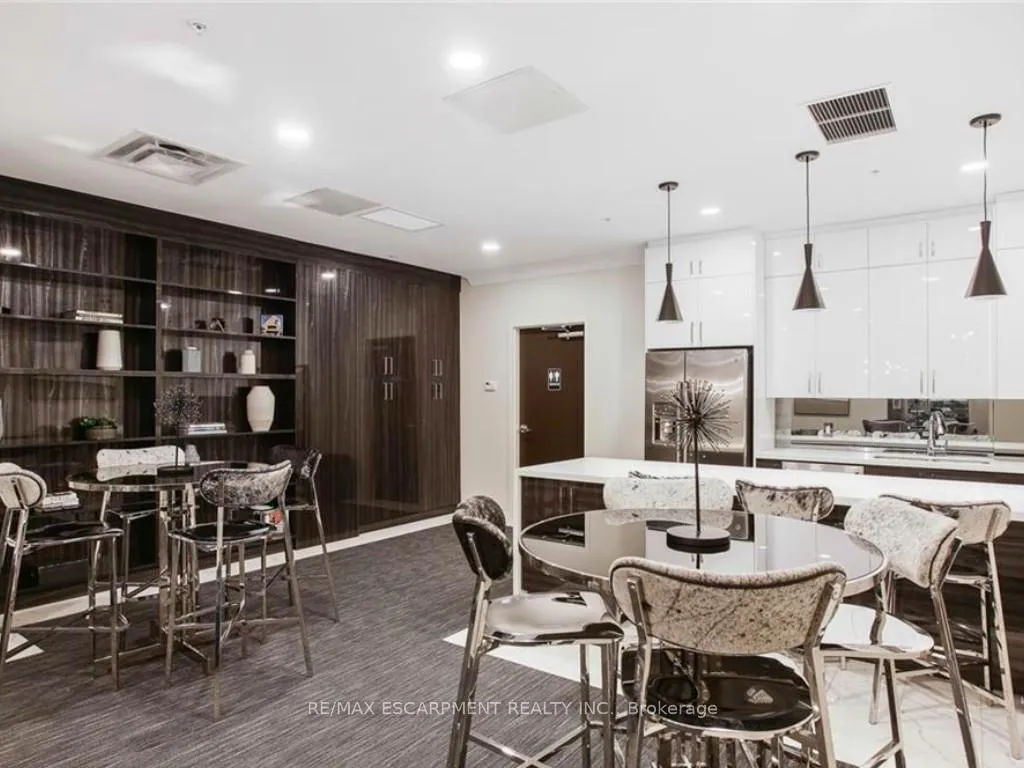 Photo 8 of Unit 903, 112 King Street E, Hamilton, Beasley — HOMEH
