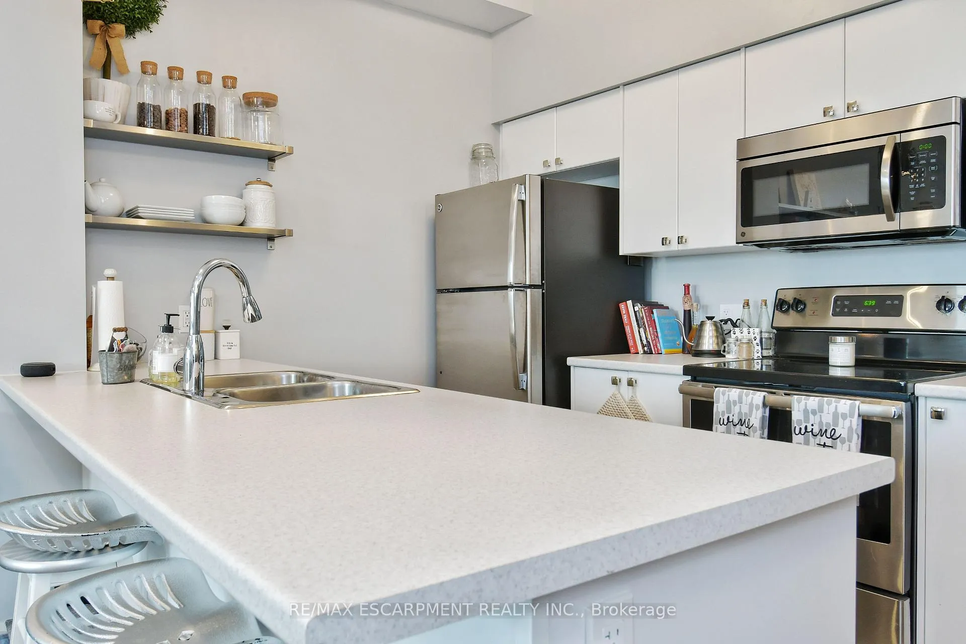 Photo 27 of Unit 903, 112 King Street E, Hamilton, Beasley — HOMEH