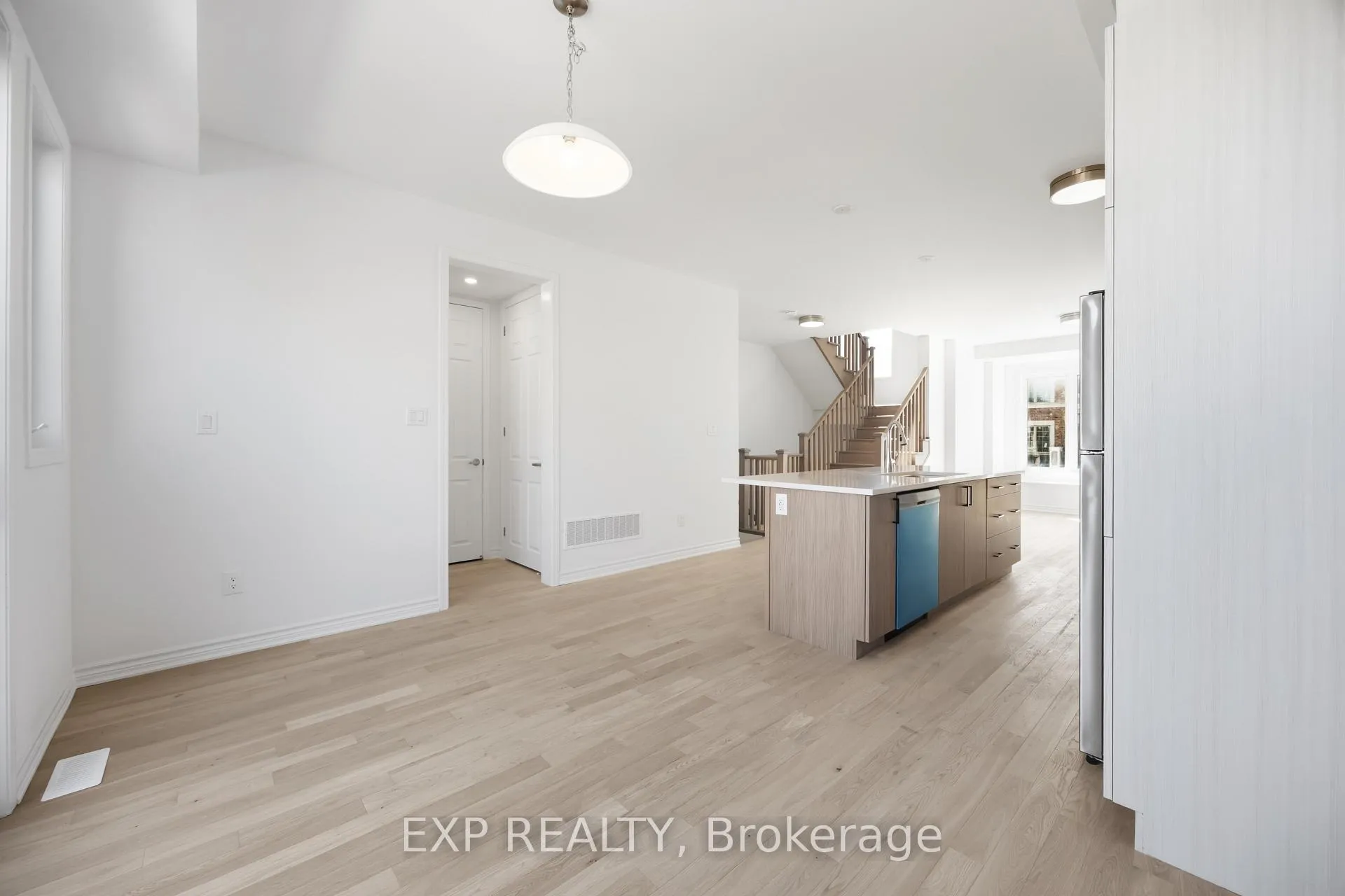 Photo 16 of 88 Avani Avenue, Markham, Rural Markham — HOMEH