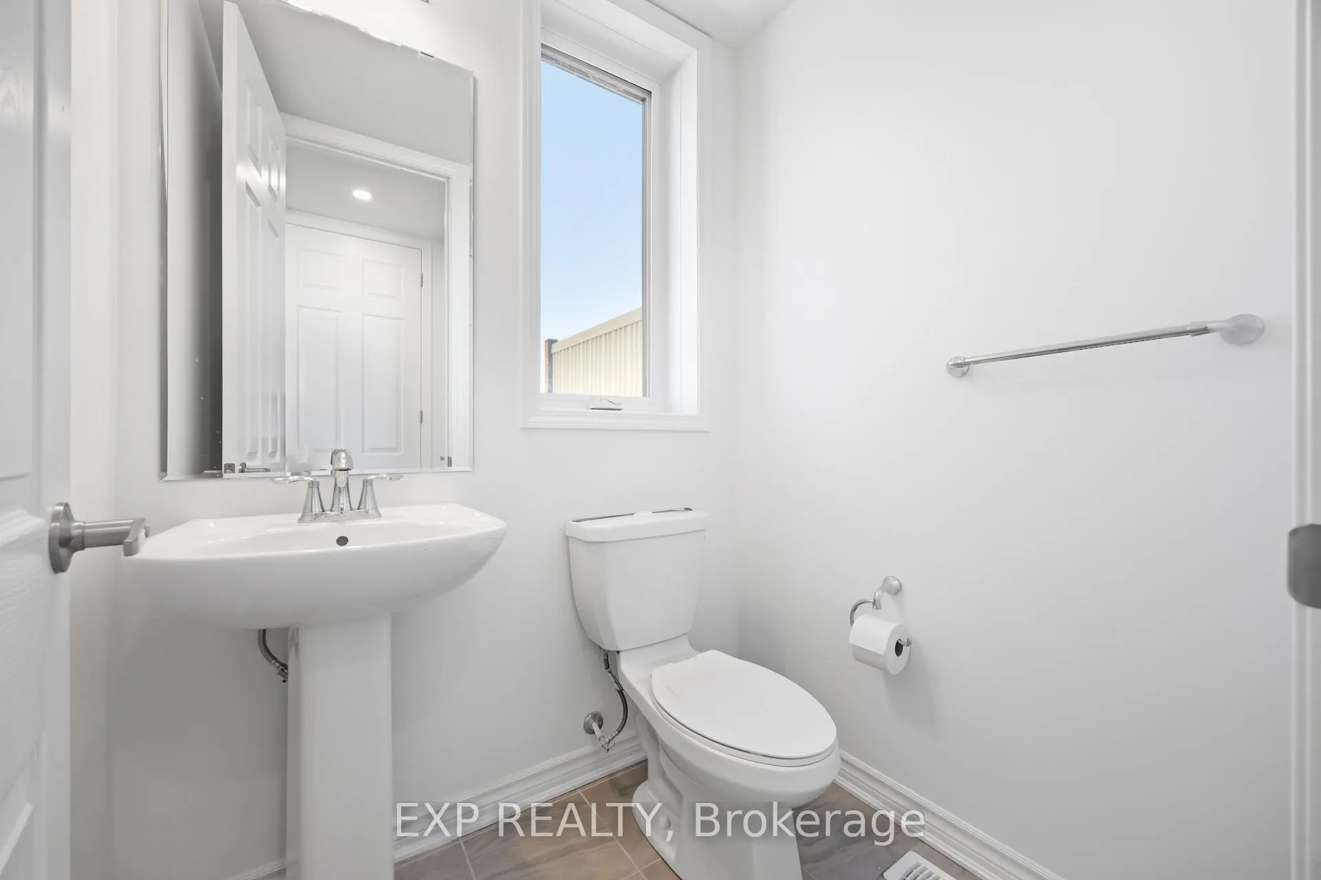 Photo 17 of 88 Avani Avenue, Markham, Rural Markham — HOMEH